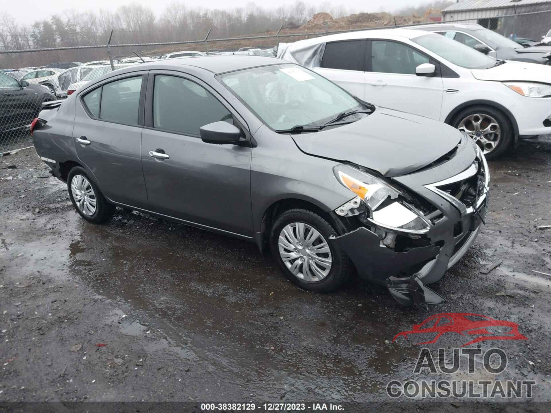 NISSAN VERSA 2017 - 3N1CN7AP2HL890747