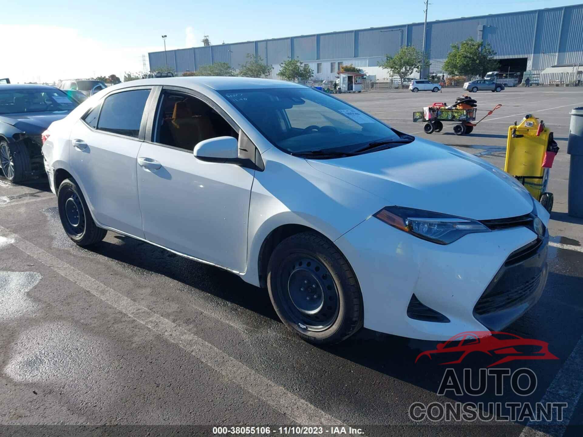 TOYOTA COROLLA 2018 - 5YFBURHE8JP795162
