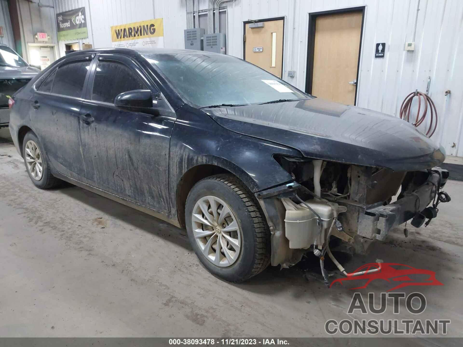 TOYOTA CAMRY 2016 - 4T4BF1FK9GR572839