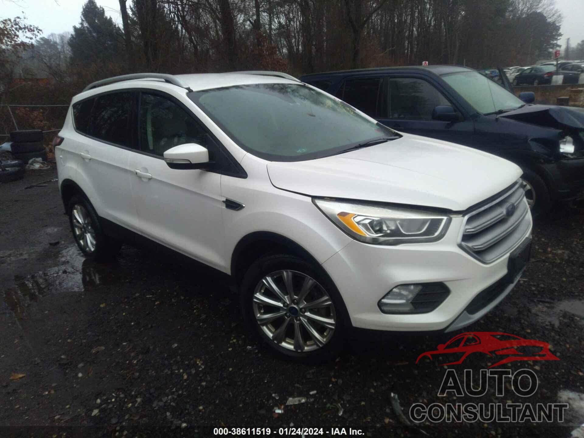 FORD ESCAPE 2017 - 1FMCU9JD8HUA44559