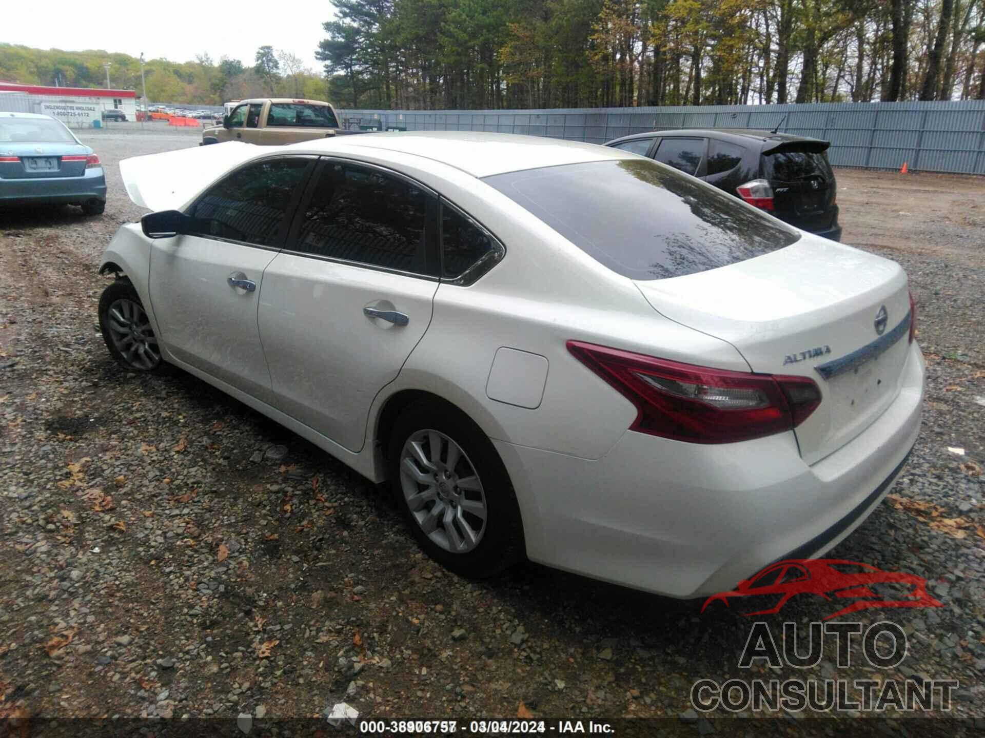 NISSAN ALTIMA 2018 - 1N4AL3AP2JC161318