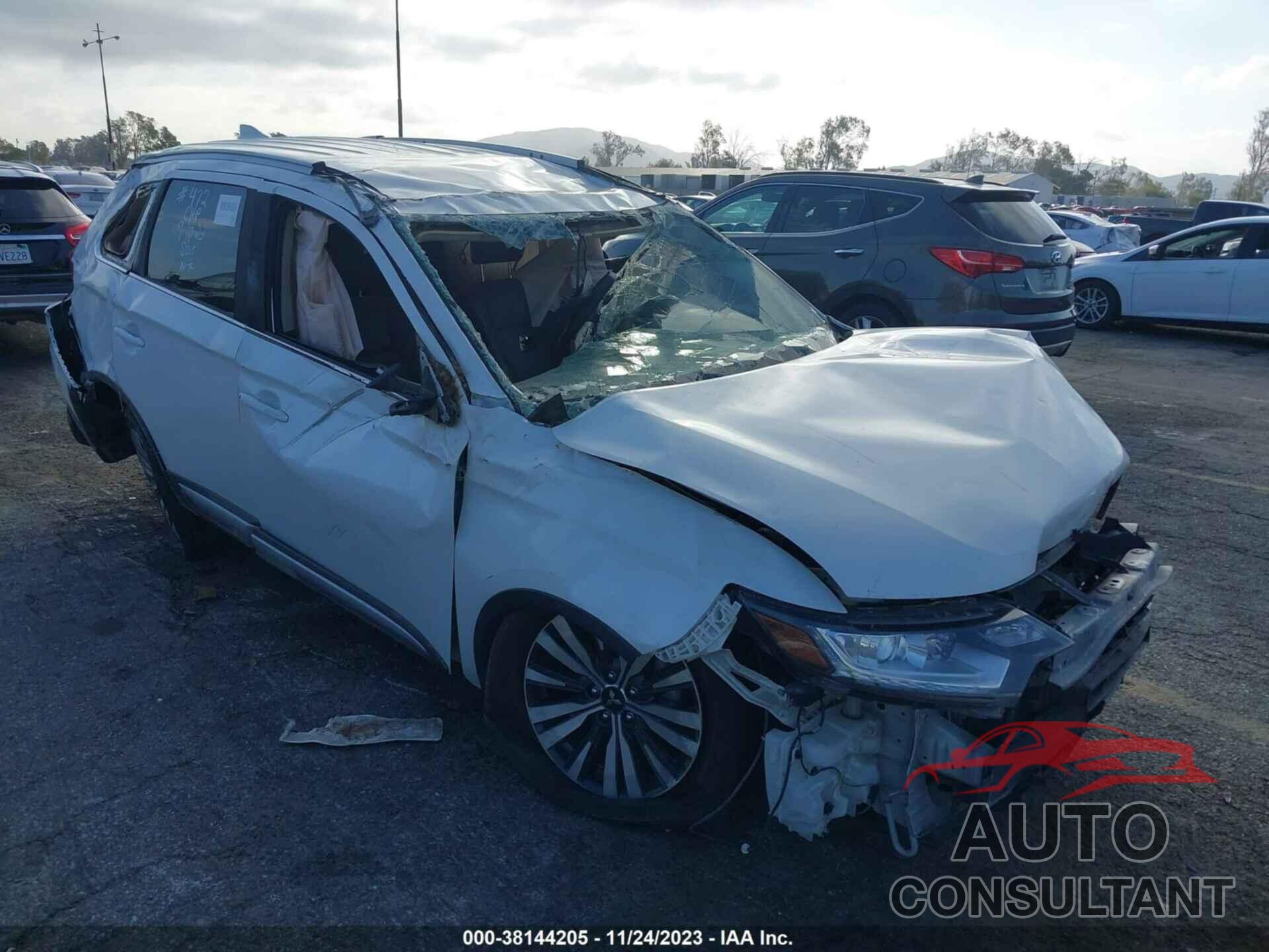 MITSUBISHI OUTLANDER 2020 - JA4AZ3A31LZ020532