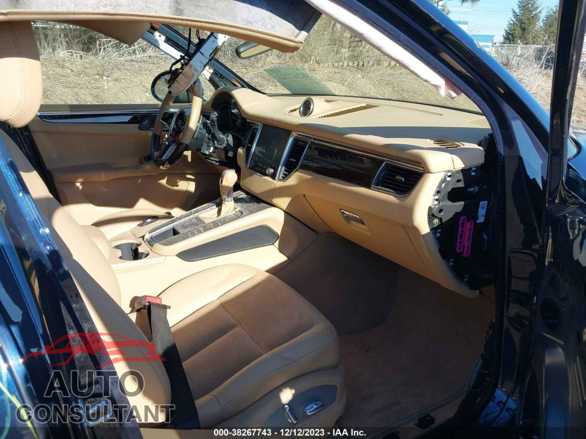 PORSCHE MACAN 2017 - WP1AA2A59HLB00629