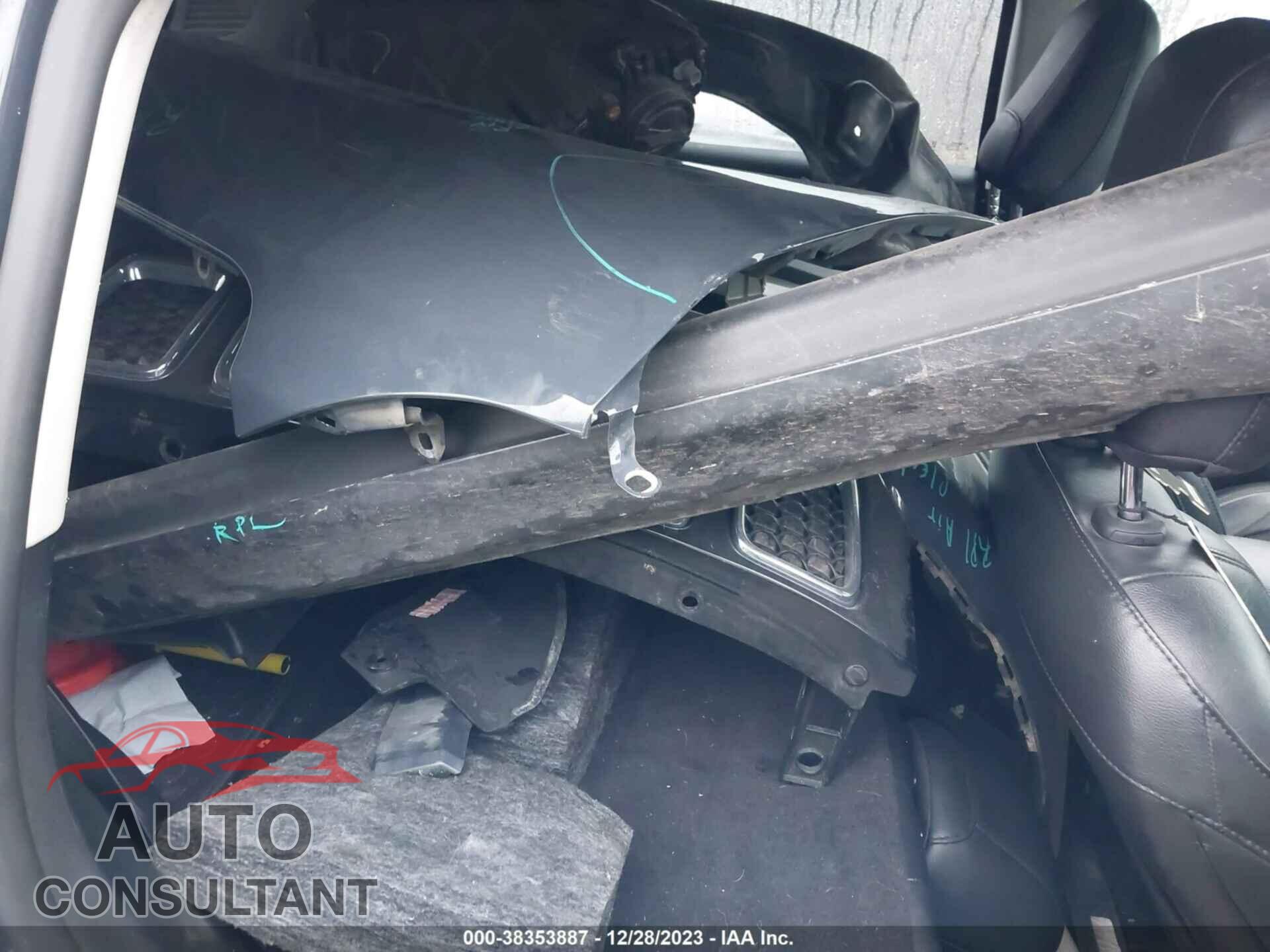 JEEP COMPASS 2018 - 3C4NJDCB2JT290575