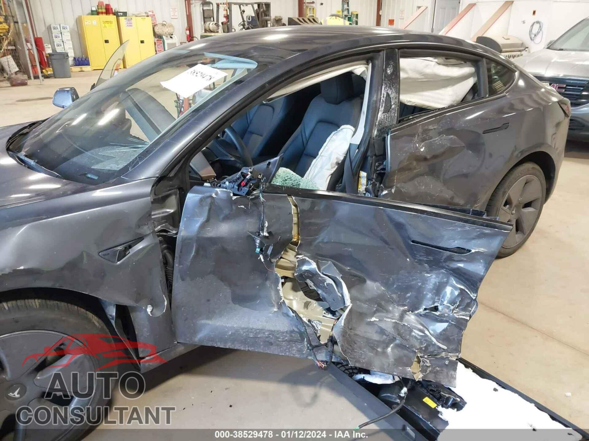TESLA MODEL 3 2023 - 5YJ3E1EA6PF613239