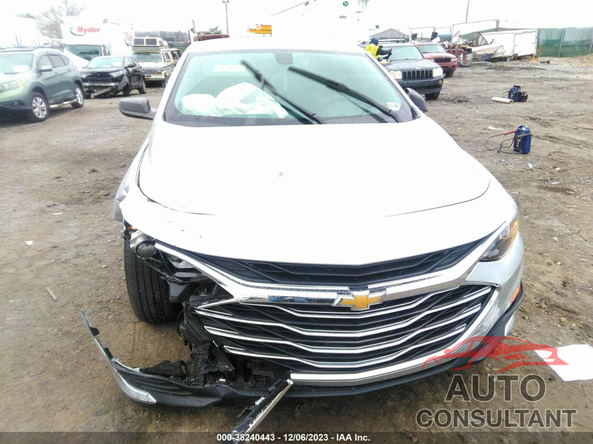 CHEVROLET MALIBU 2020 - 1G1ZB5ST3LF155142