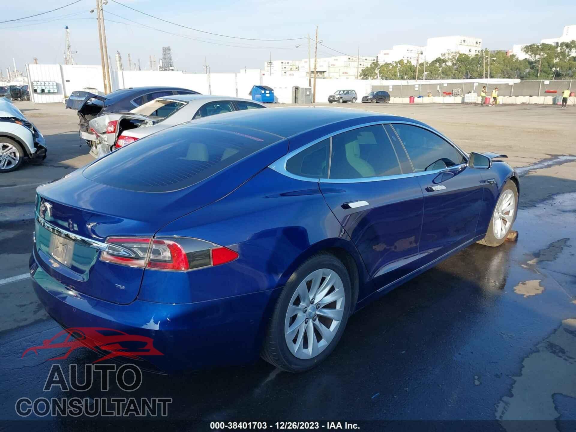 TESLA MODEL S 2017 - 5YJSA1E16HF220320
