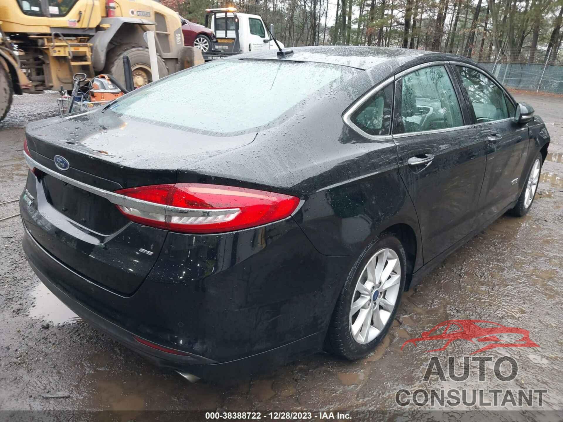 FORD FUSION ENERGI 2017 - 3FA6P0PU5HR103558