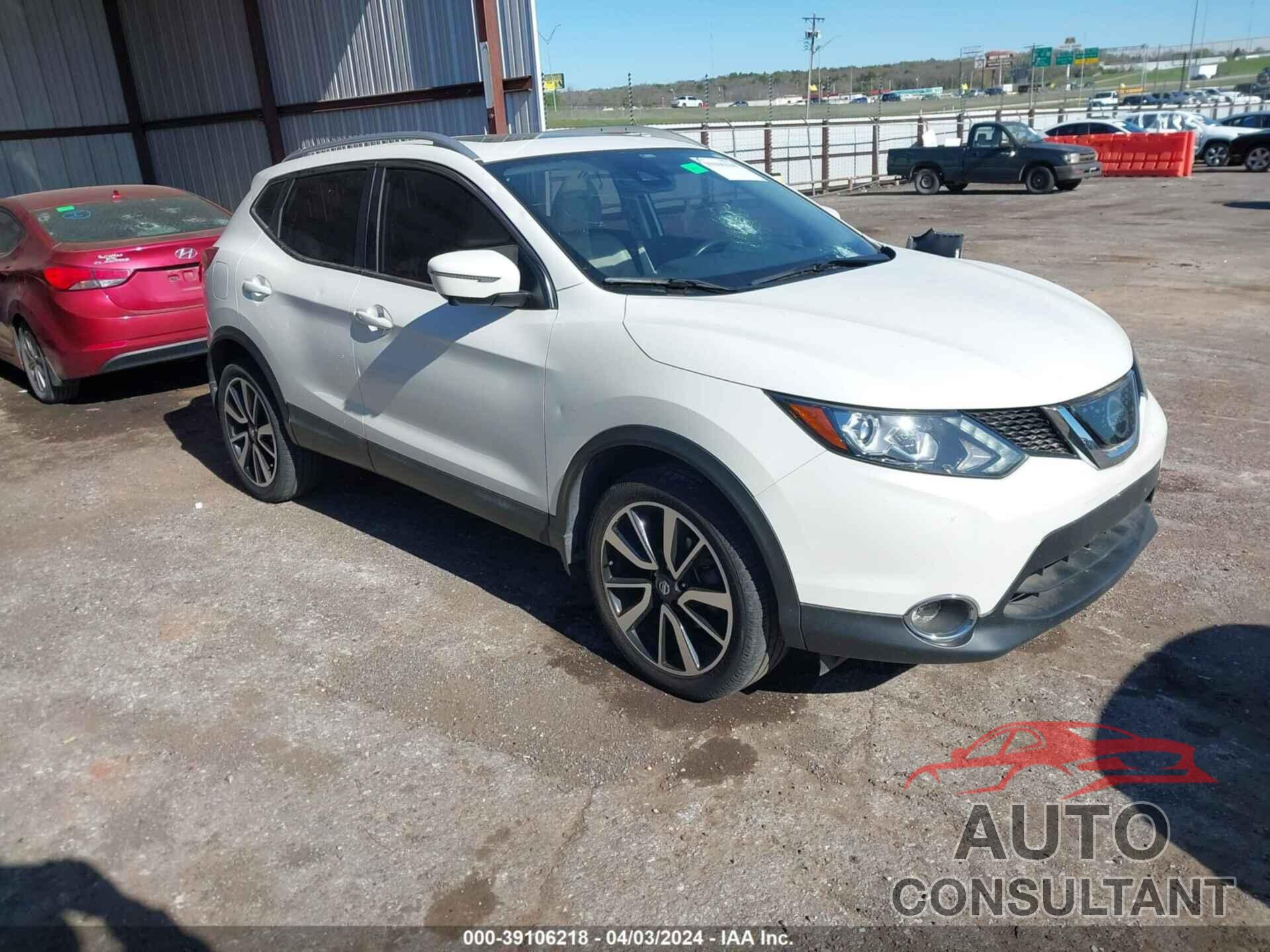 NISSAN ROGUE SPORT 2018 - JN1BJ1CP5JW500032