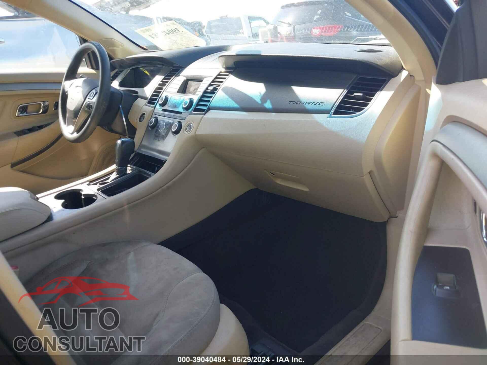 FORD TAURUS 2015 - 1FAHP2D87FG159436