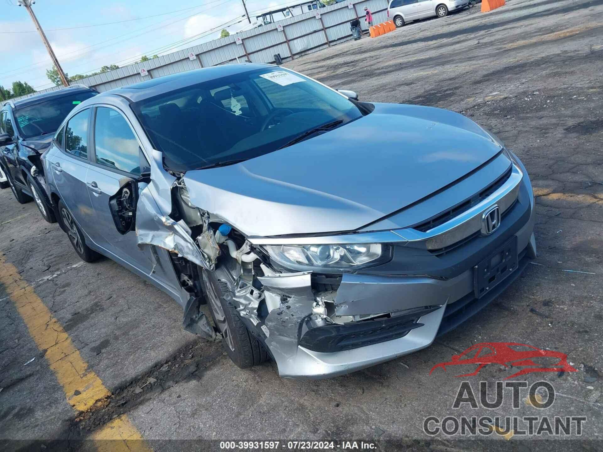 HONDA CIVIC 2018 - 19XFC2F79JE027479