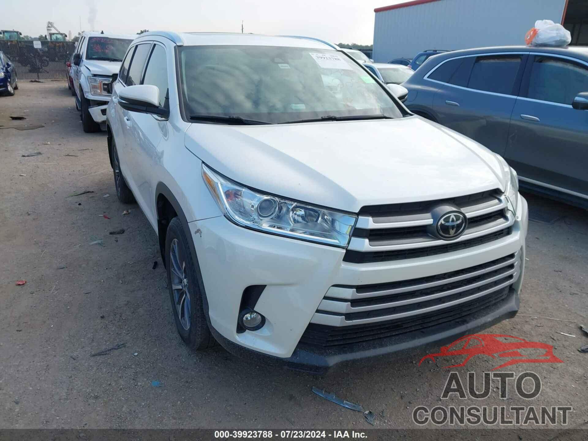 TOYOTA HIGHLANDER 2019 - 5TDJZRFH3KS594532