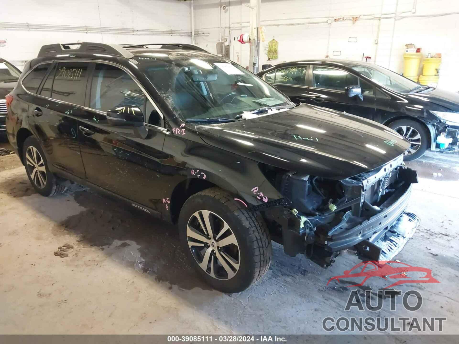 SUBARU OUTBACK 2018 - 4S4BSANC7J3257597