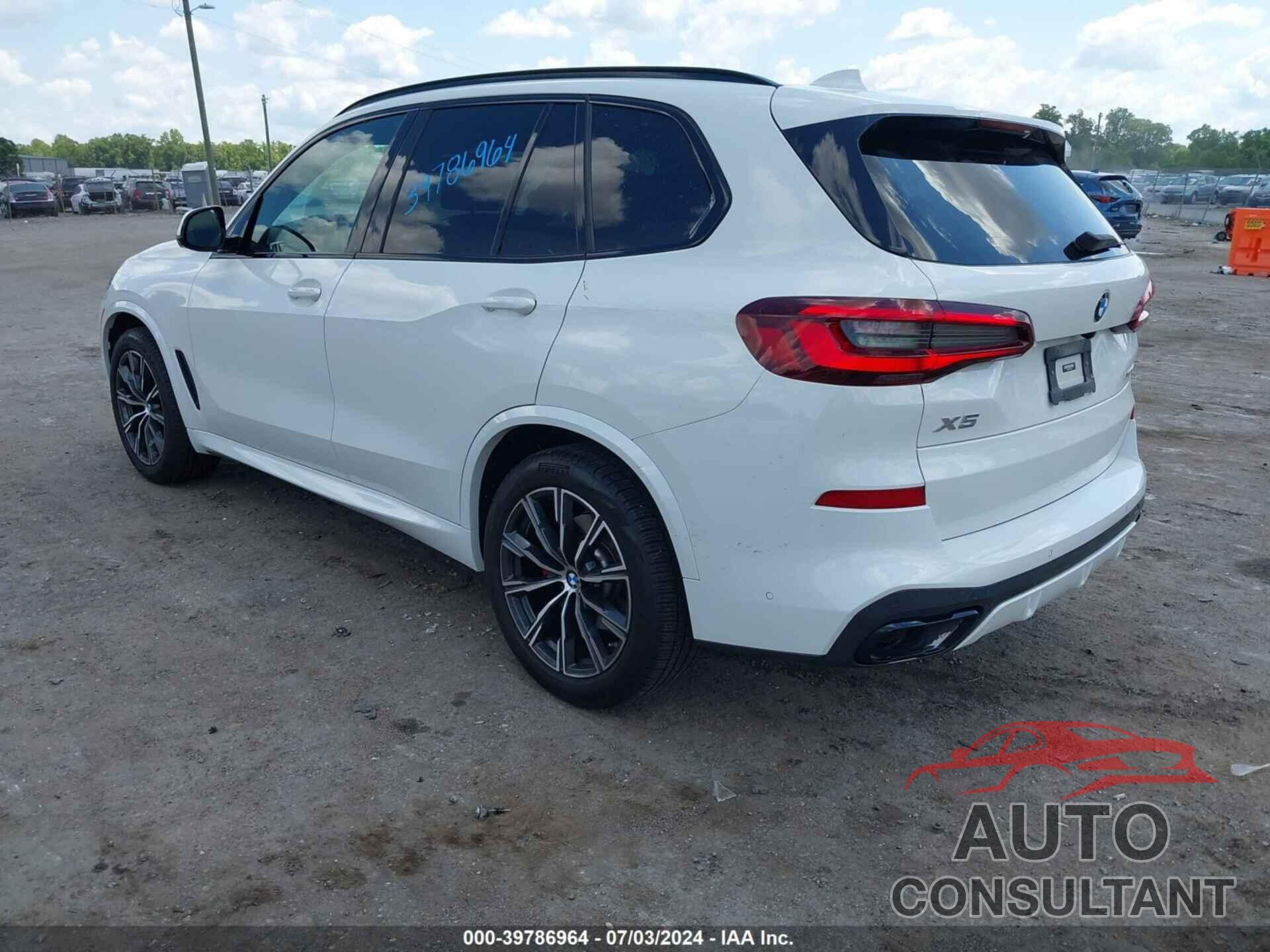 BMW X5 2022 - 5UXCR6C01N9K68106