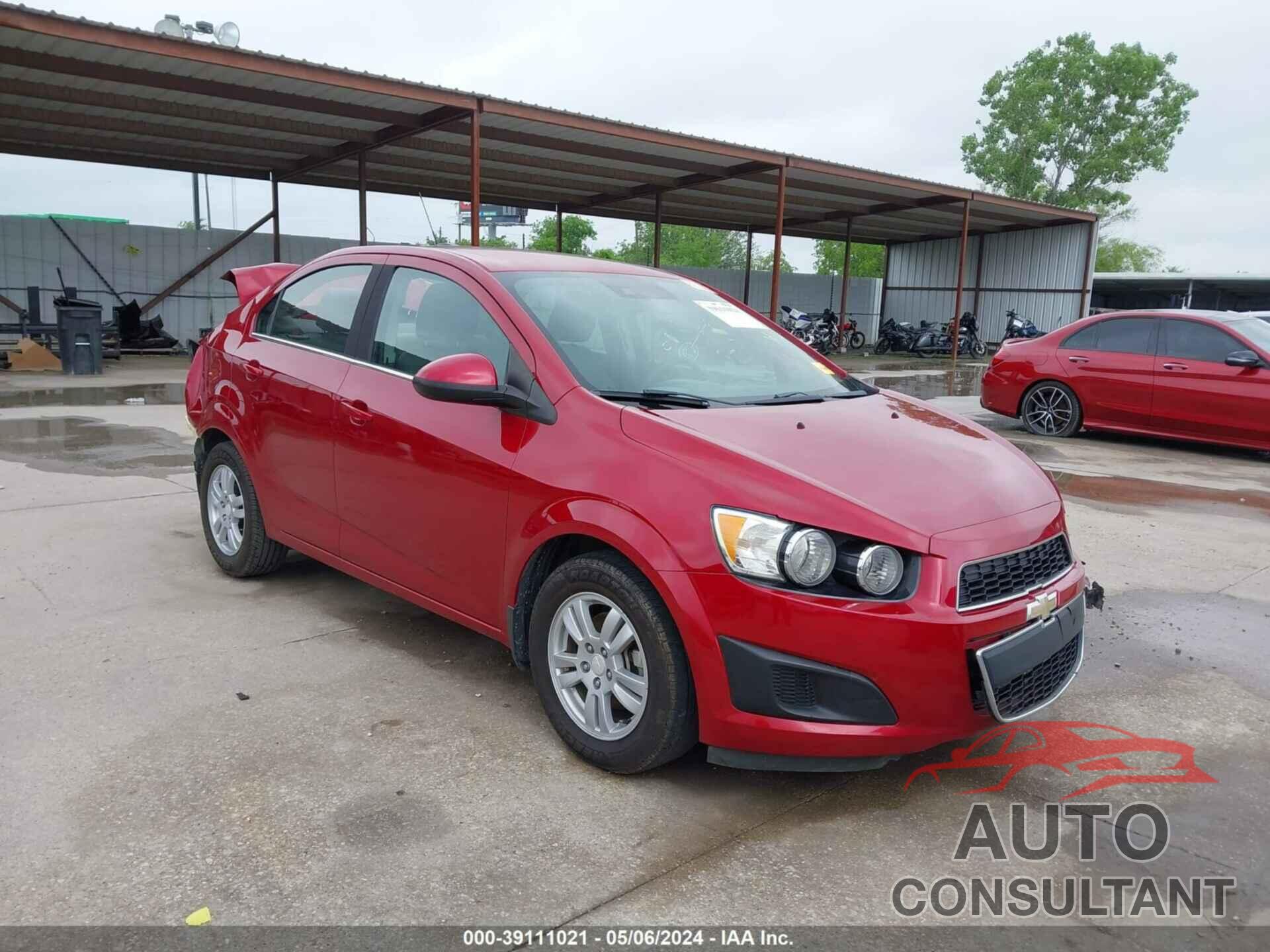 CHEVROLET SONIC 2016 - 1G1JC5SH4G4153438