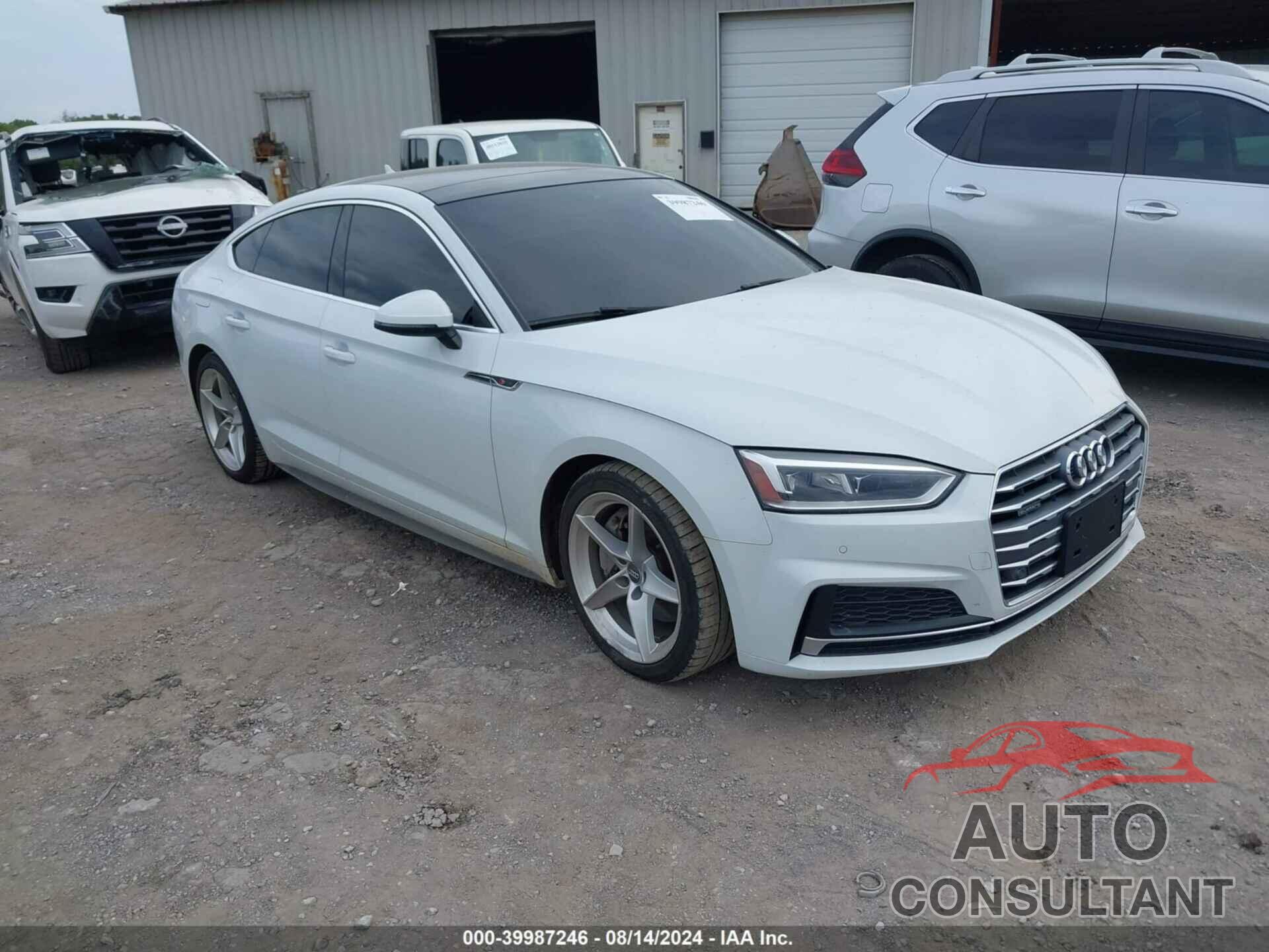 AUDI A5 2018 - WAUENCF50JA084647