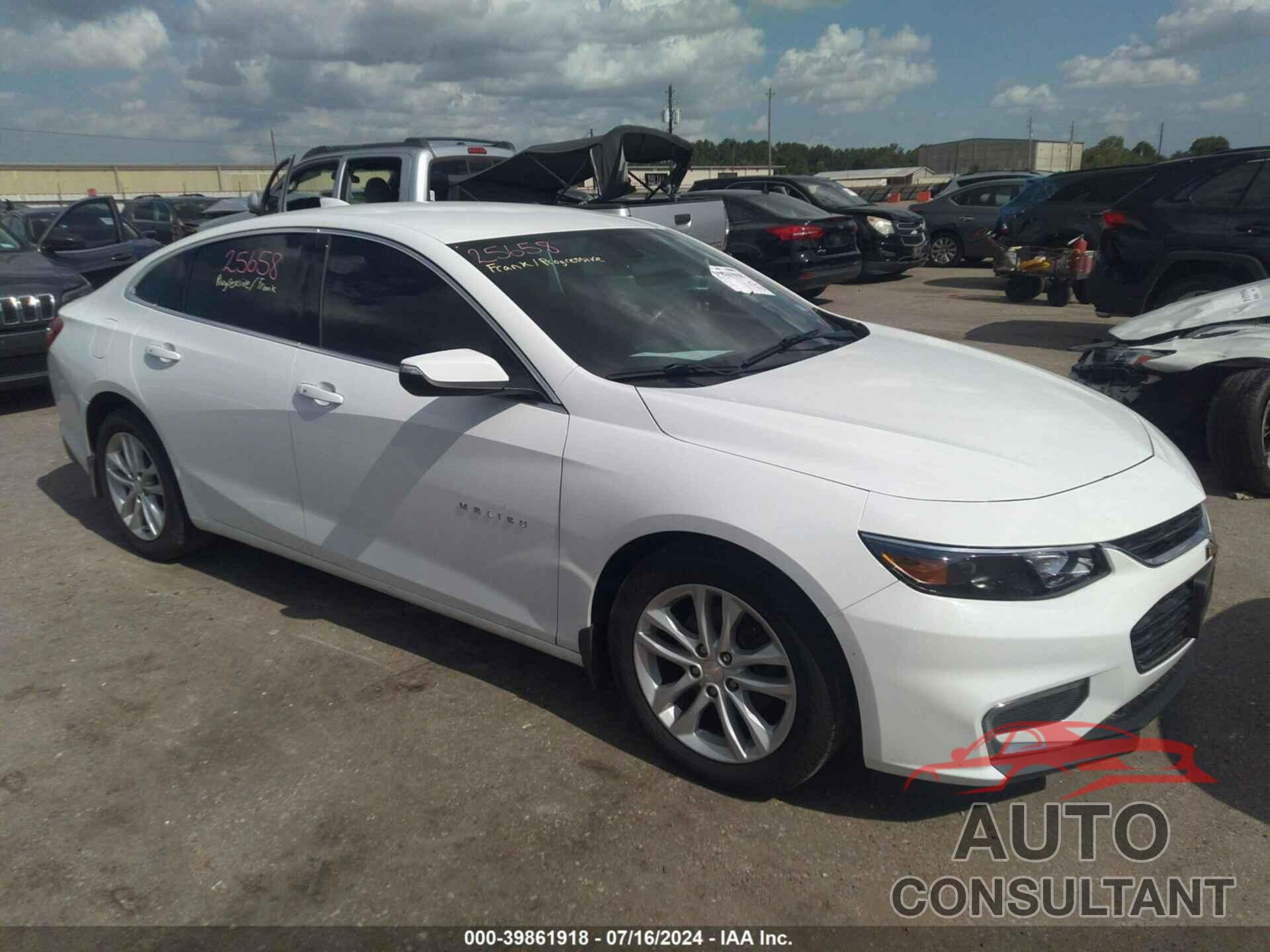 CHEVROLET MALIBU 2018 - 1G1ZD5ST6JF242511