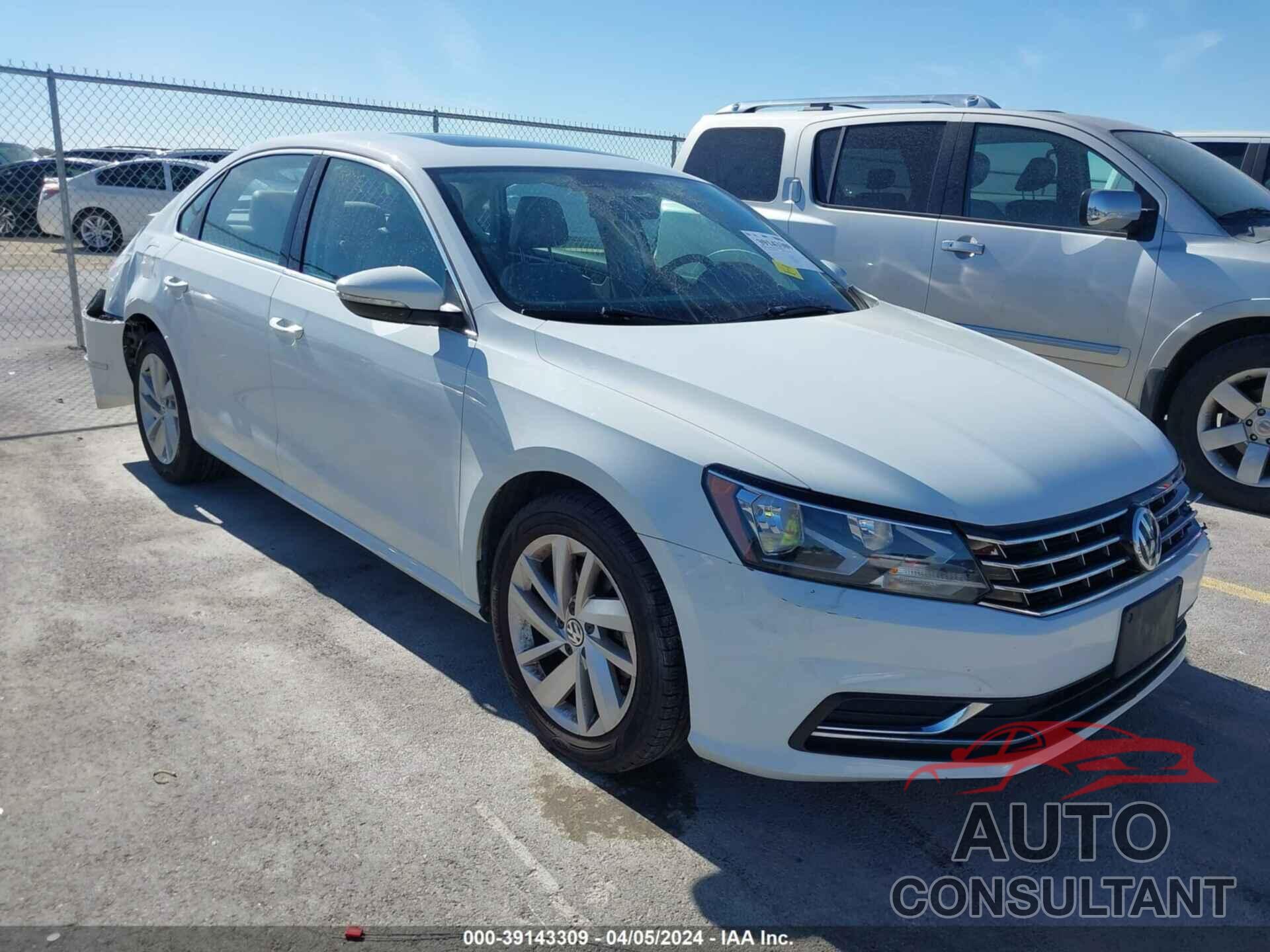 VOLKSWAGEN PASSAT 2018 - 1VWBA7A38JC003863