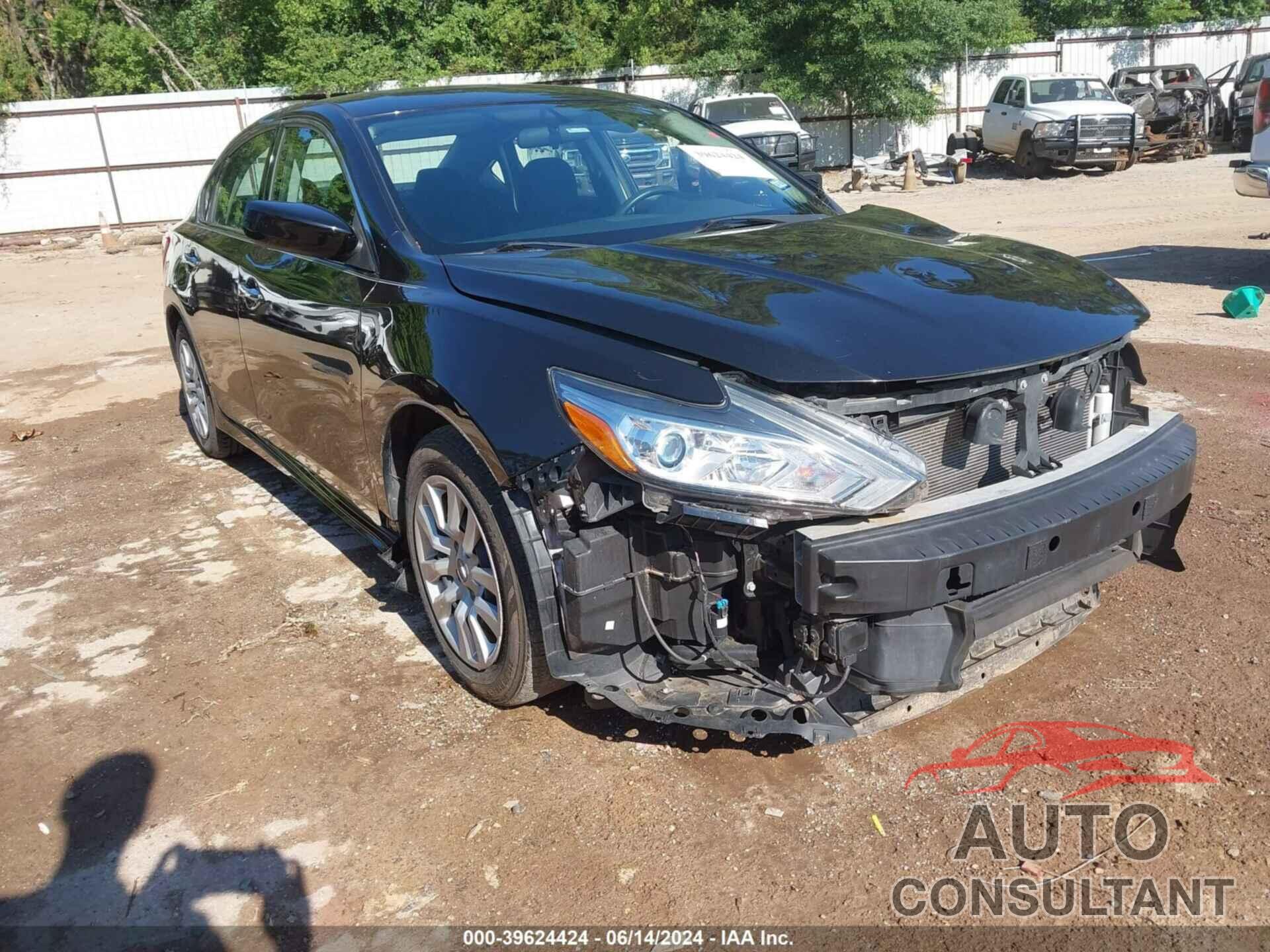 NISSAN ALTIMA 2018 - 1N4AL3AP0JC270229