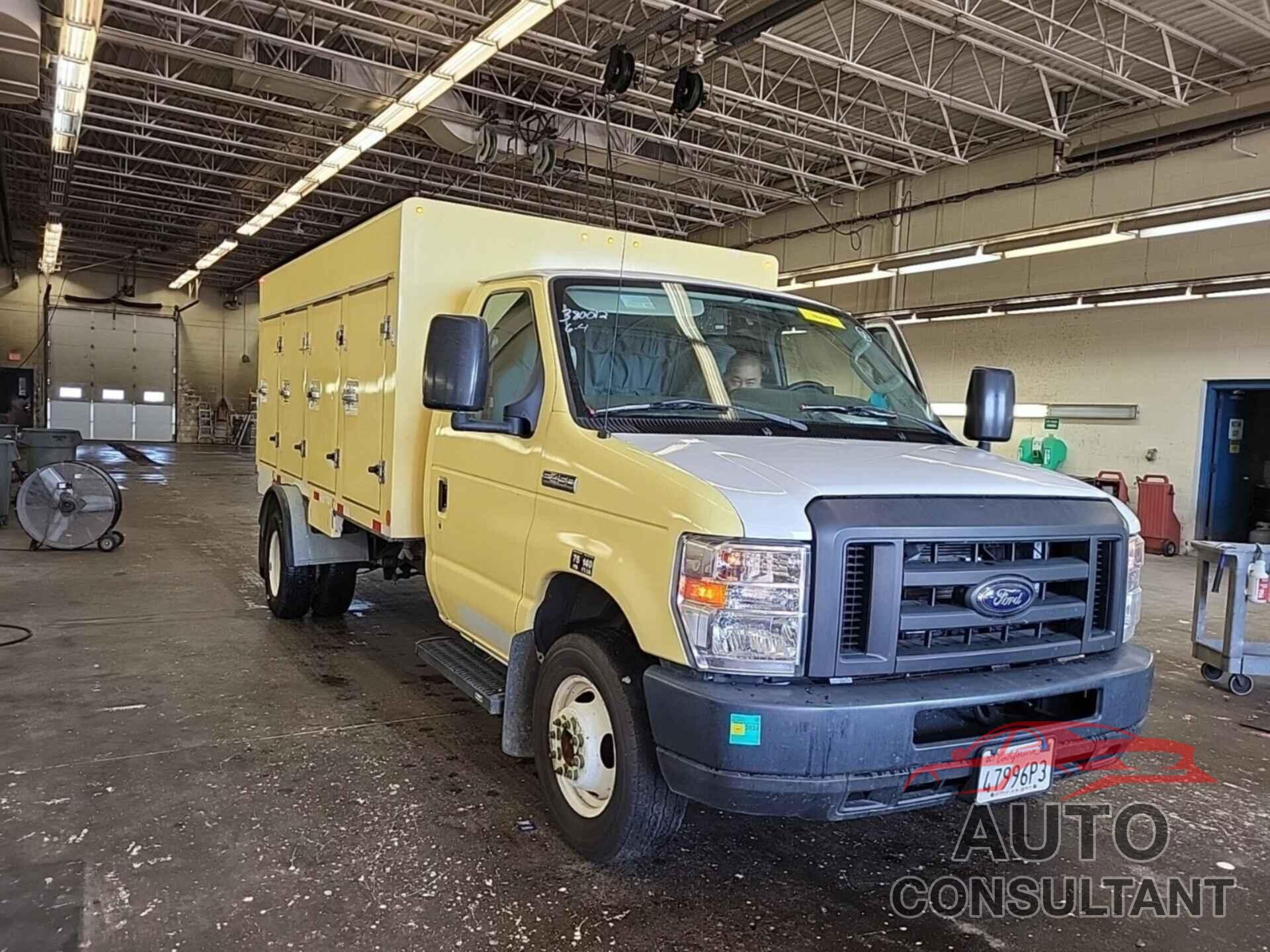 FORD ECONOLINE 2018 - 1FDXE4FSXJDC24950