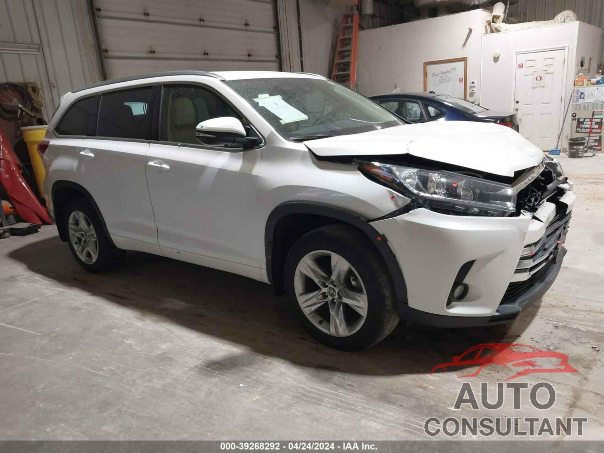 TOYOTA HIGHLANDER 2017 - 5TDDZRFH7HS370413