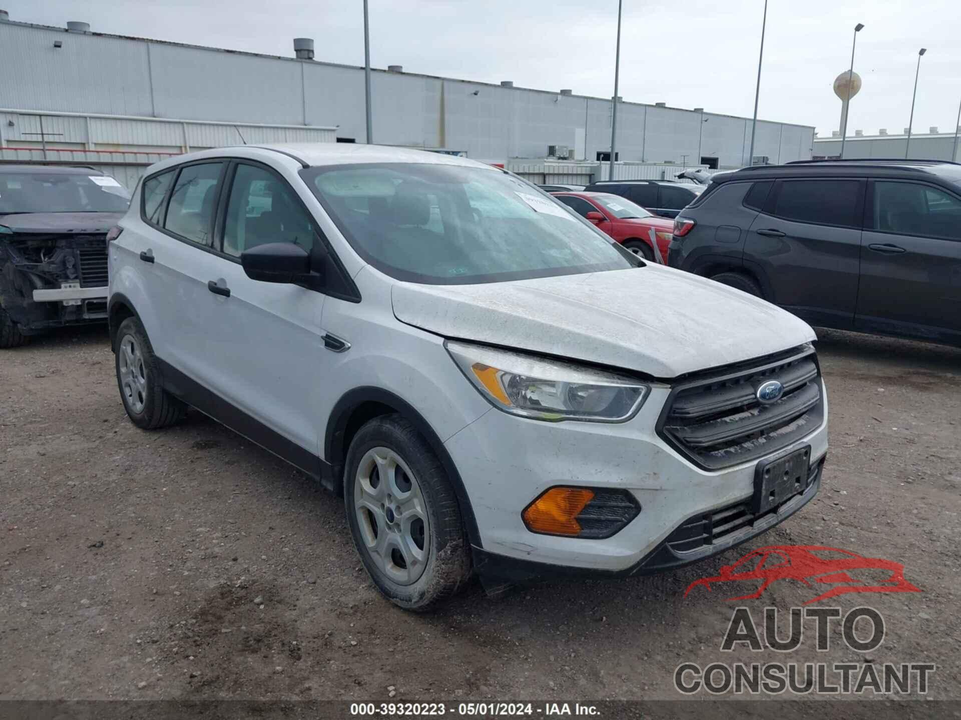 FORD ESCAPE 2017 - 1FMCU0F78HUE47004