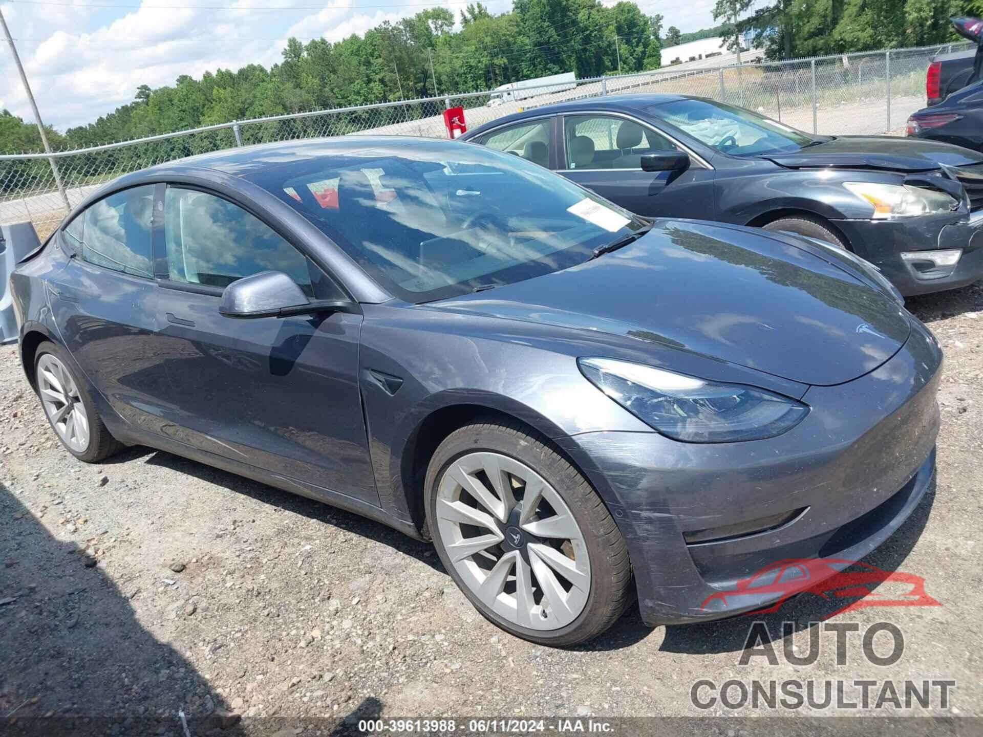 TESLA MODEL 3 2022 - 5YJ3E1EBXNF173709