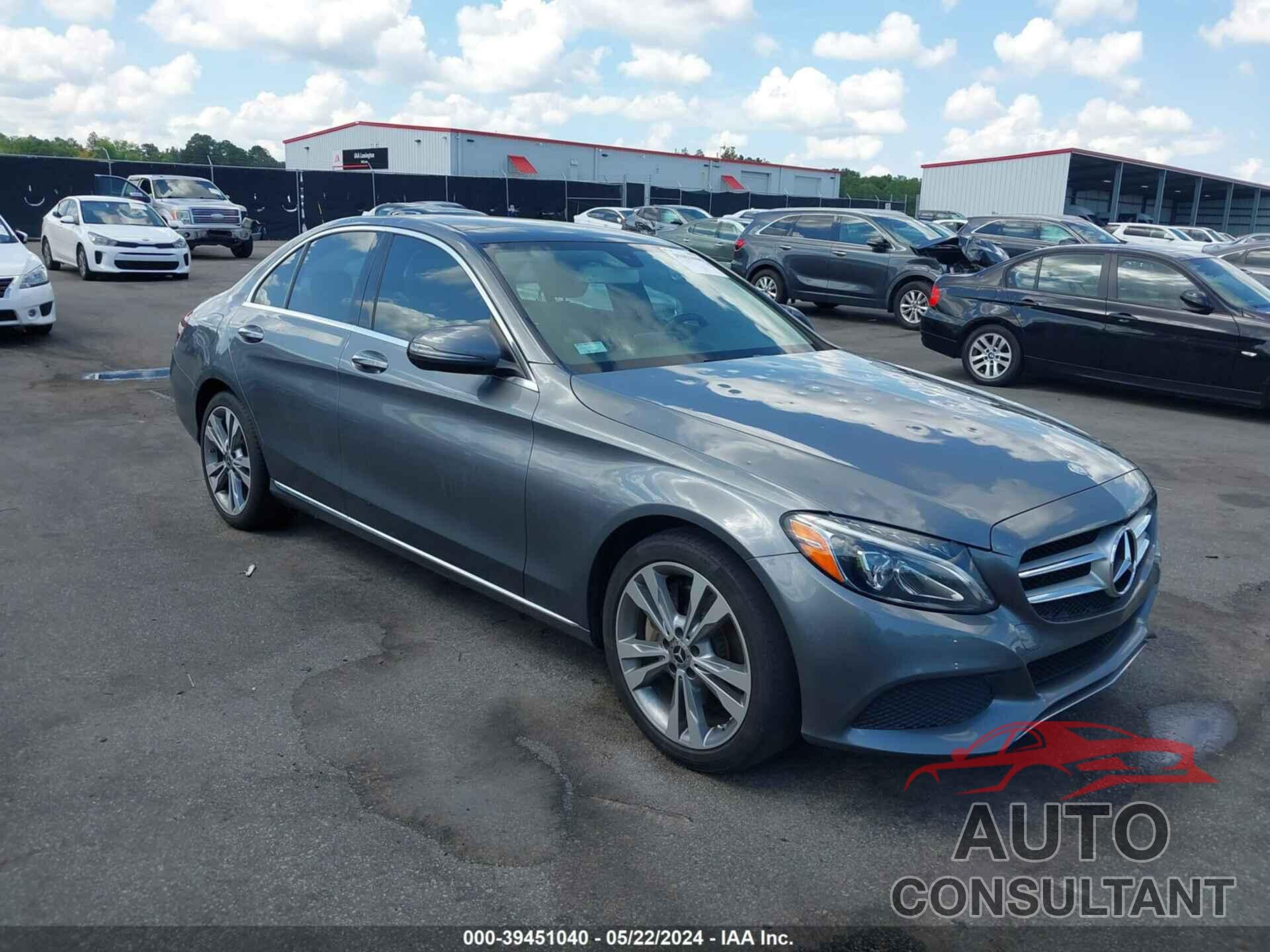 MERCEDES-BENZ C 300 2017 - 55SWF4JB3HU220745