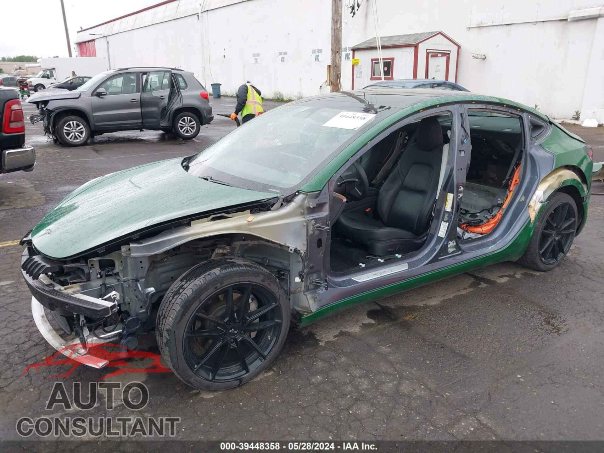 TESLA MODEL 3 2020 - 5YJ3E1EB8LF735538