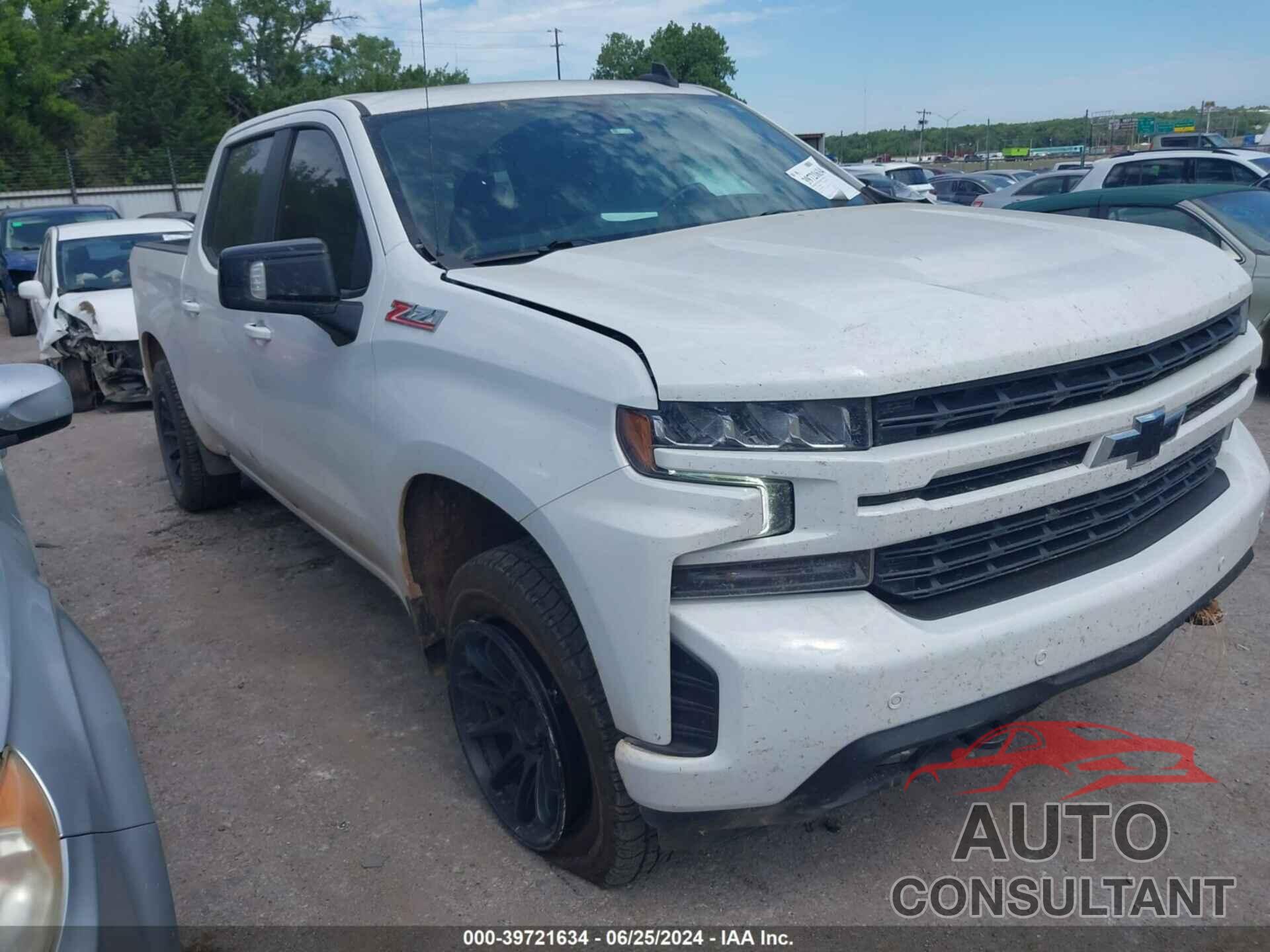 CHEVROLET SILVERADO 1500 LTD 2022 - 1GCUYEED5NZ145413