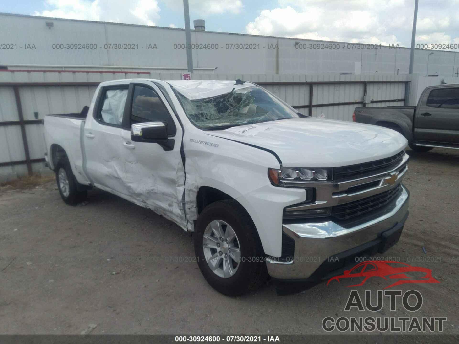 CHEVROLET SILVERADO 1500 2021 - 1GCPWCED9MZ241129