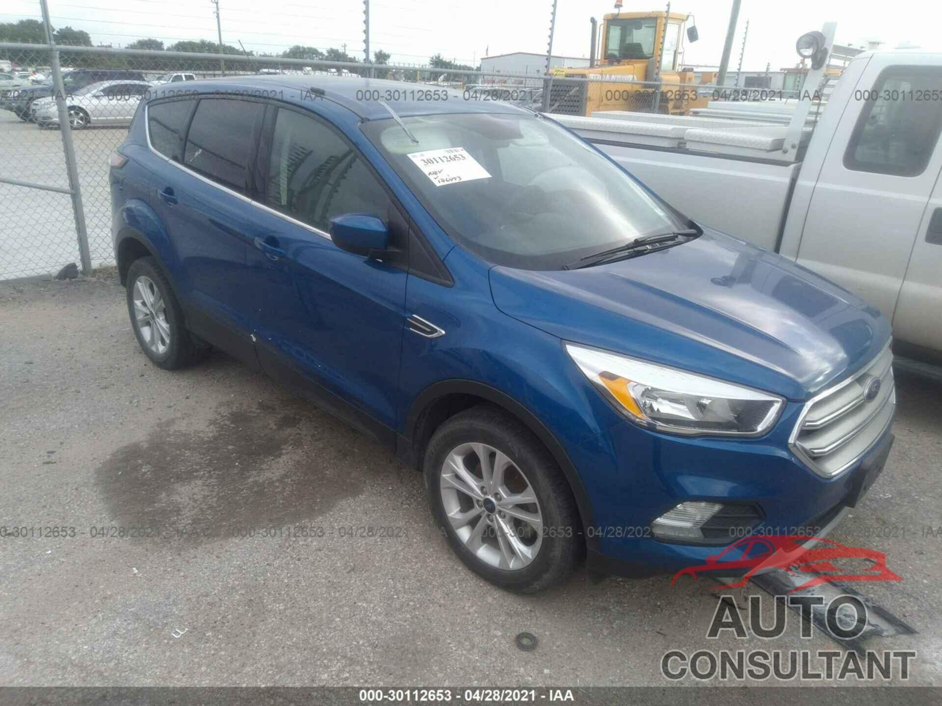FORD ESCAPE 2017 - 1FMCU0GD3HUB46077