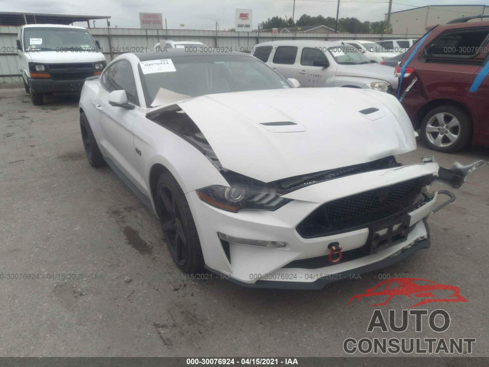 FORD MUSTANG 2018 - 1FA6P8CF7J5163064
