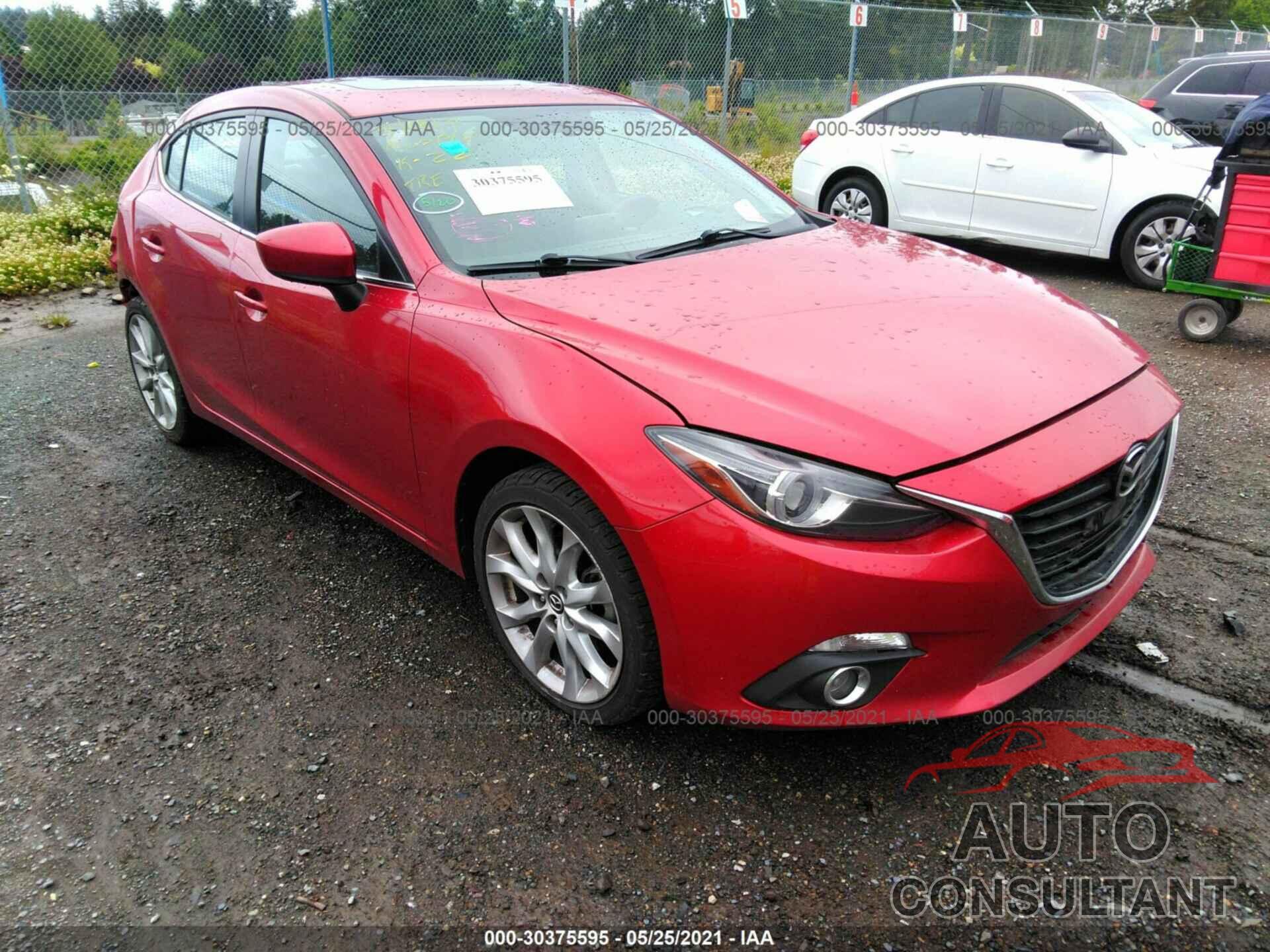 MAZDA MAZDA3 2016 - JM1BM1X32G1318225