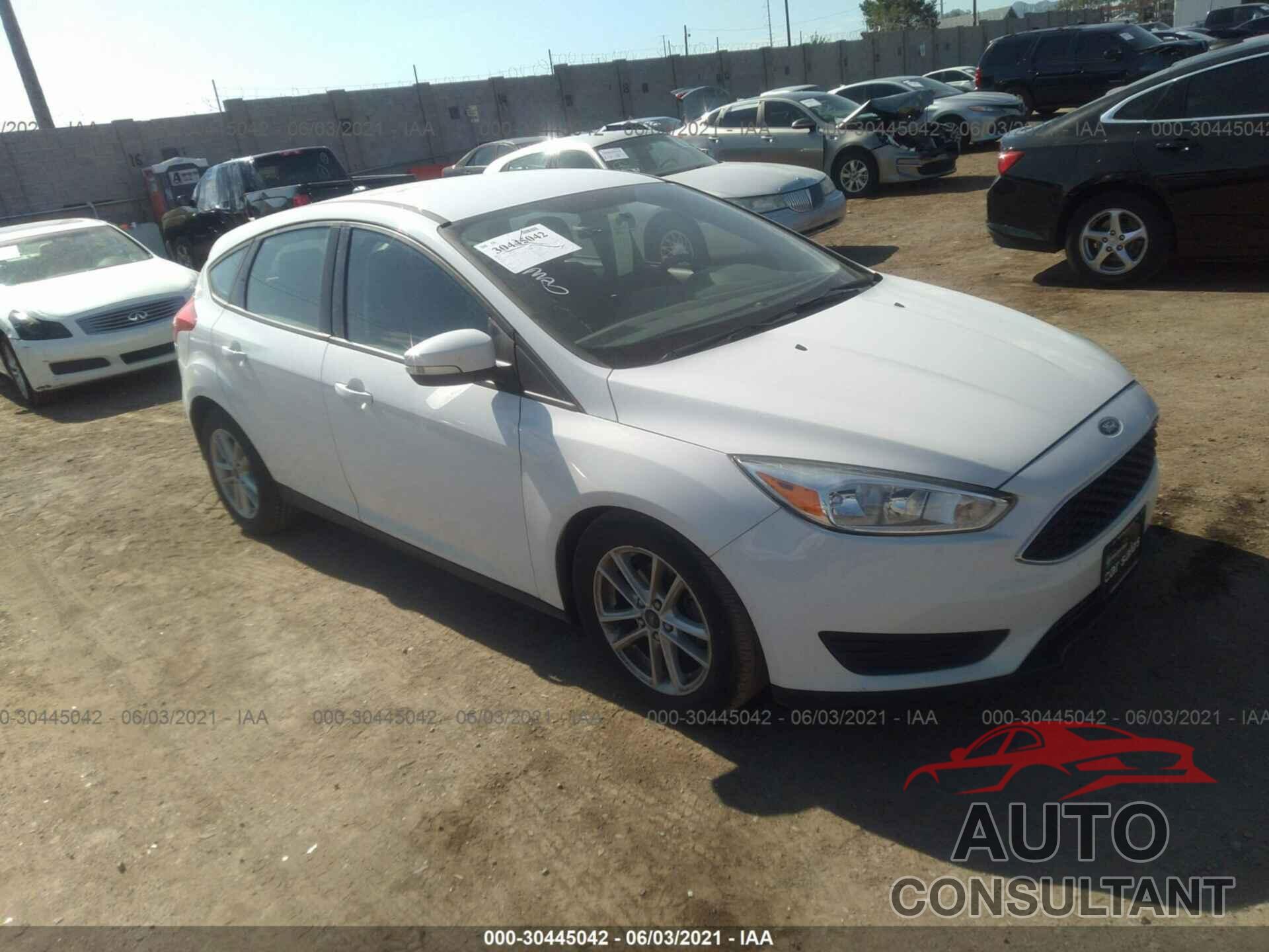 FORD FOCUS 2017 - 1FADP3K29HL267344