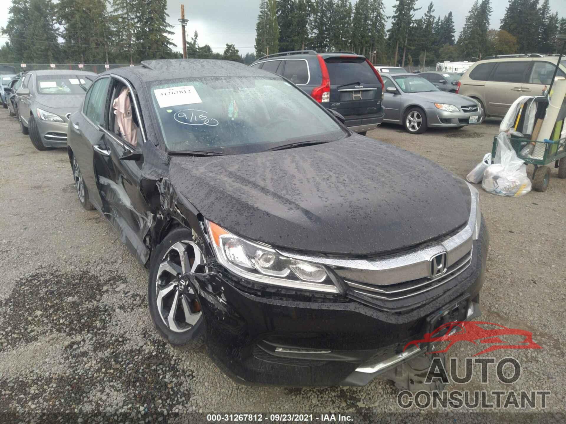 HONDA ACCORD SEDAN 2016 - 1HGCR3F82GA007359