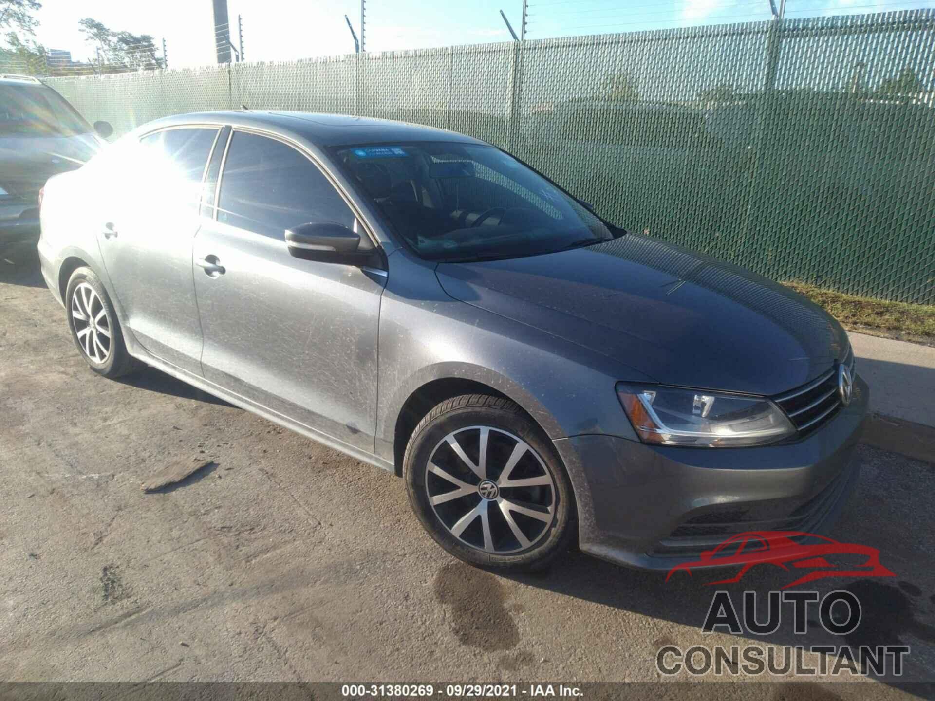 VOLKSWAGEN JETTA 2017 - 3VWB67AJ4HM249916