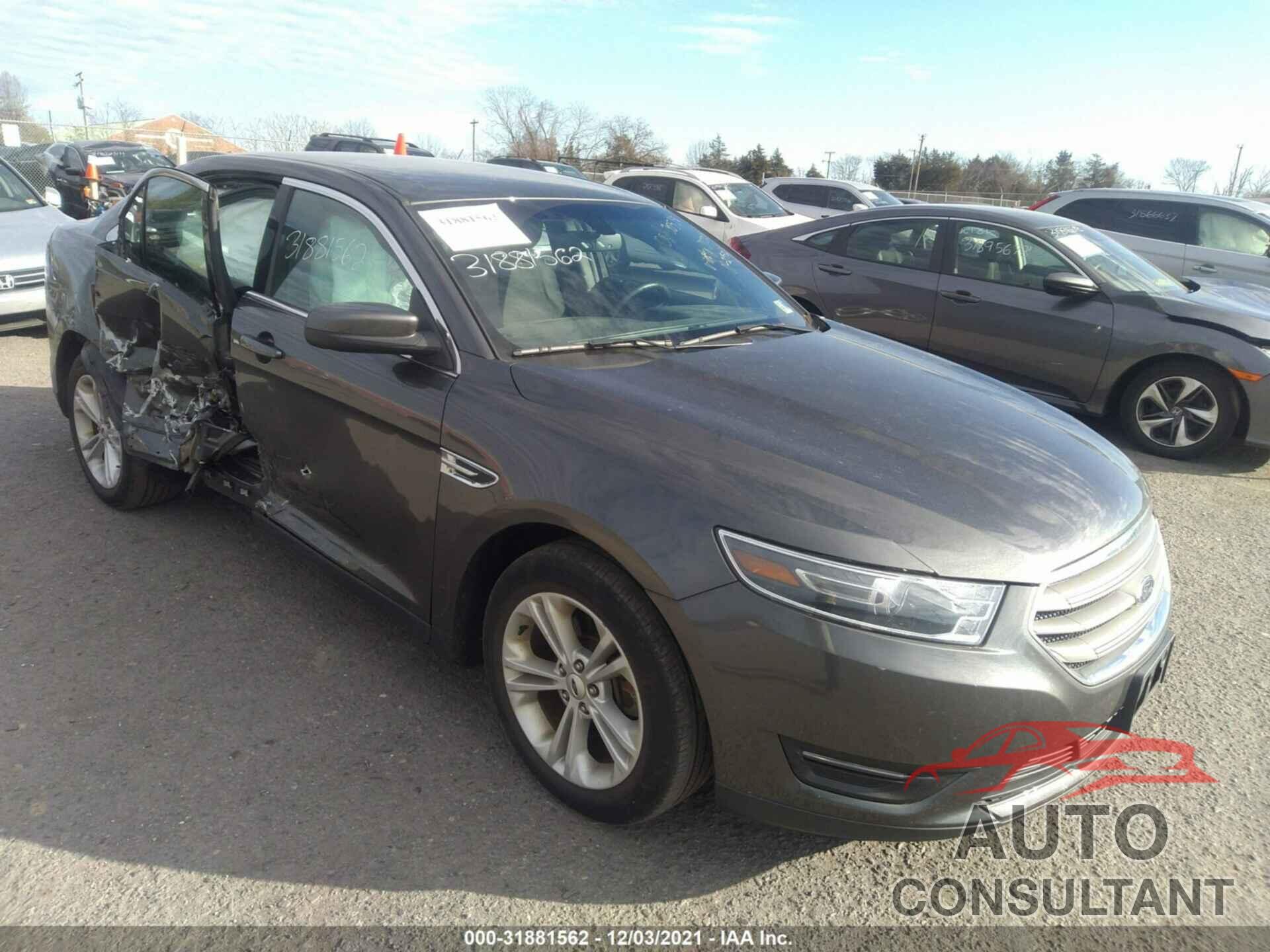 FORD TAURUS 2018 - 1FAHP2E81JG137729