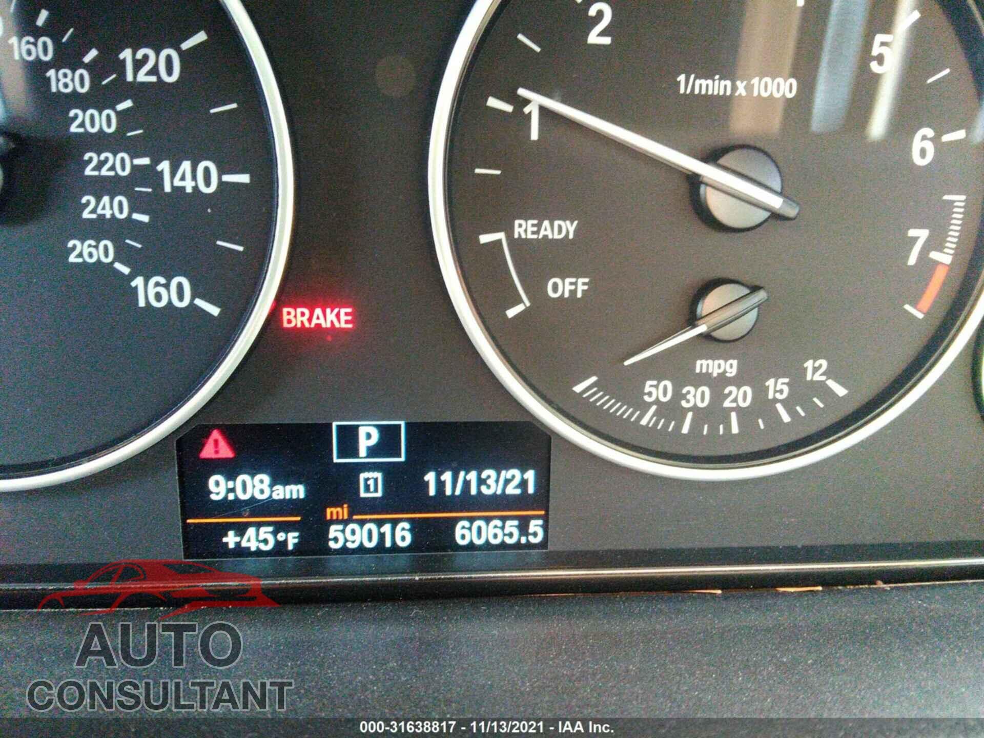 BMW 3 SERIES 2016 - WBA8E1G57GNU11191