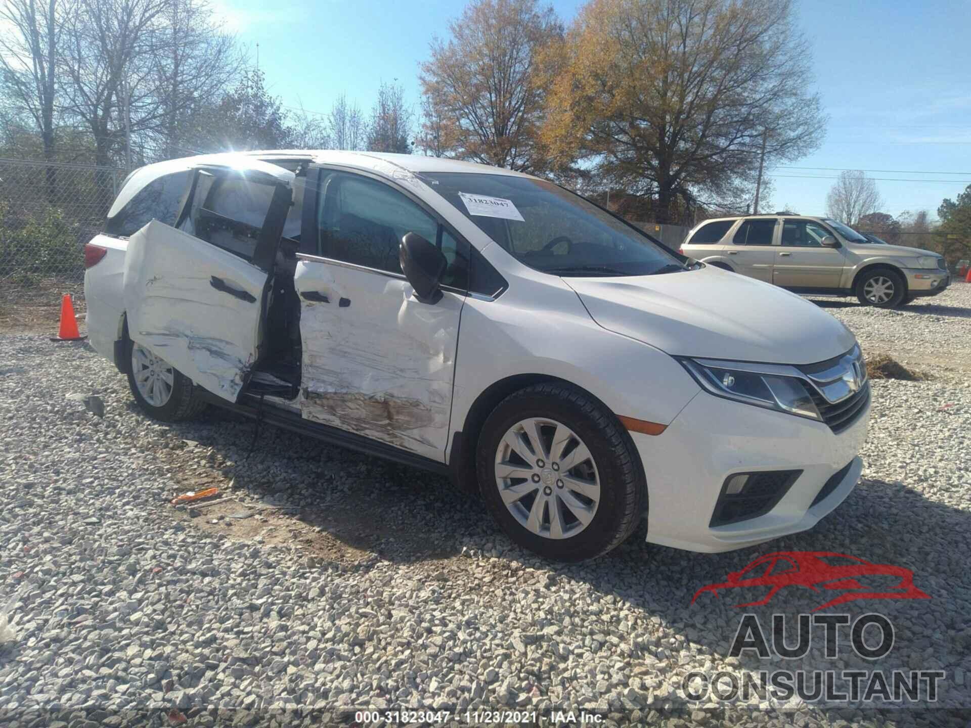 HONDA ODYSSEY 2018 - 5FNRL6H29JB015848