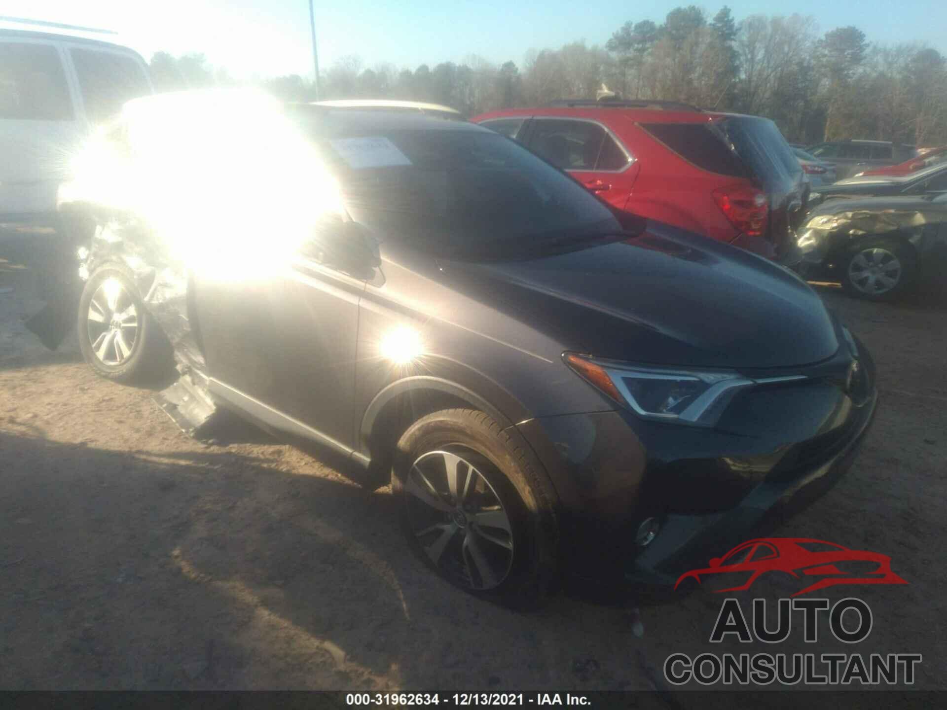TOYOTA RAV4 2018 - JTMWFREV7JJ191770