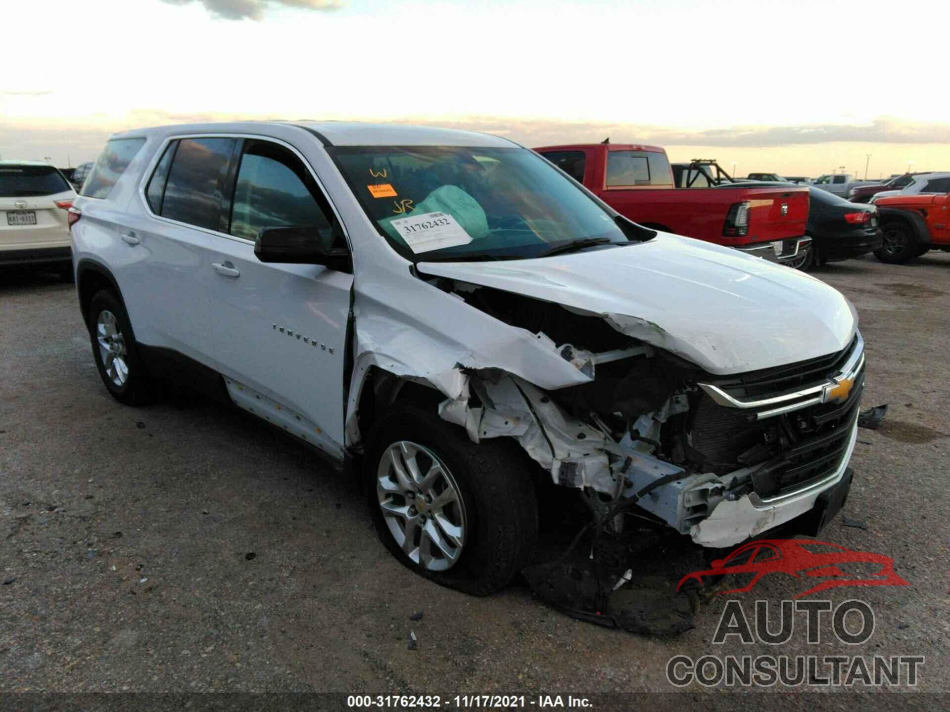 CHEVROLET TRAVERSE 2019 - 1GNERFKW9KJ282045