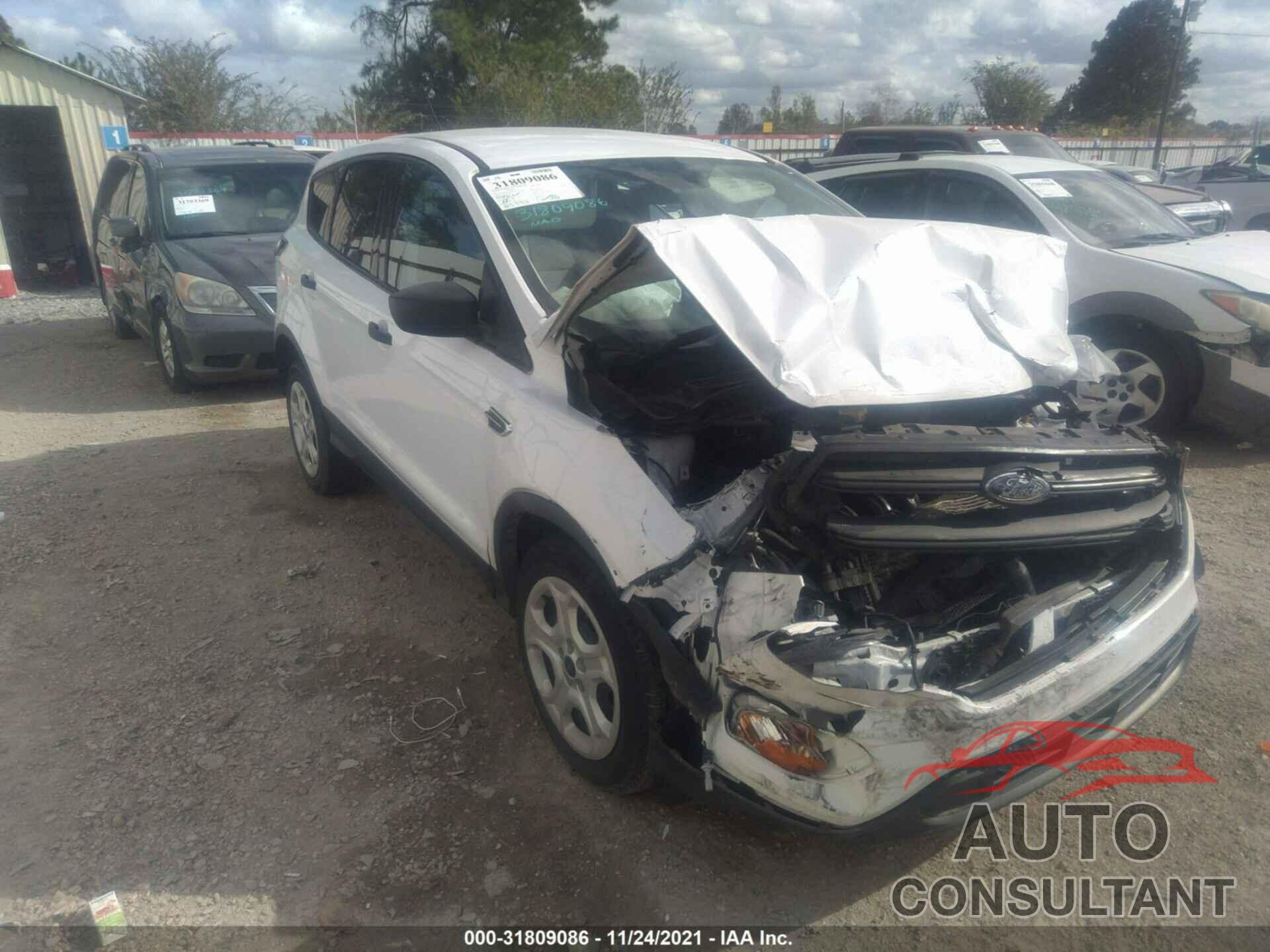 FORD ESCAPE 2017 - 1FMCU0F7XHUE75578