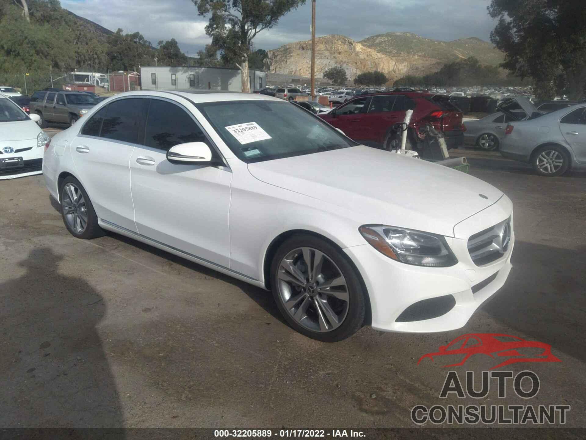 MERCEDES-BENZ C-CLASS 2018 - 55SWF4JB4JU267904