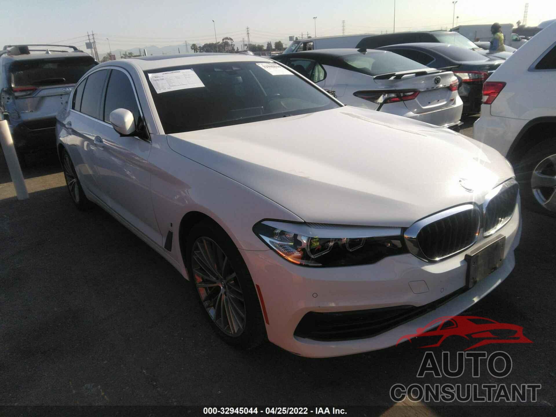 BMW 5 SERIES 2019 - WBAJA9C53KB254920