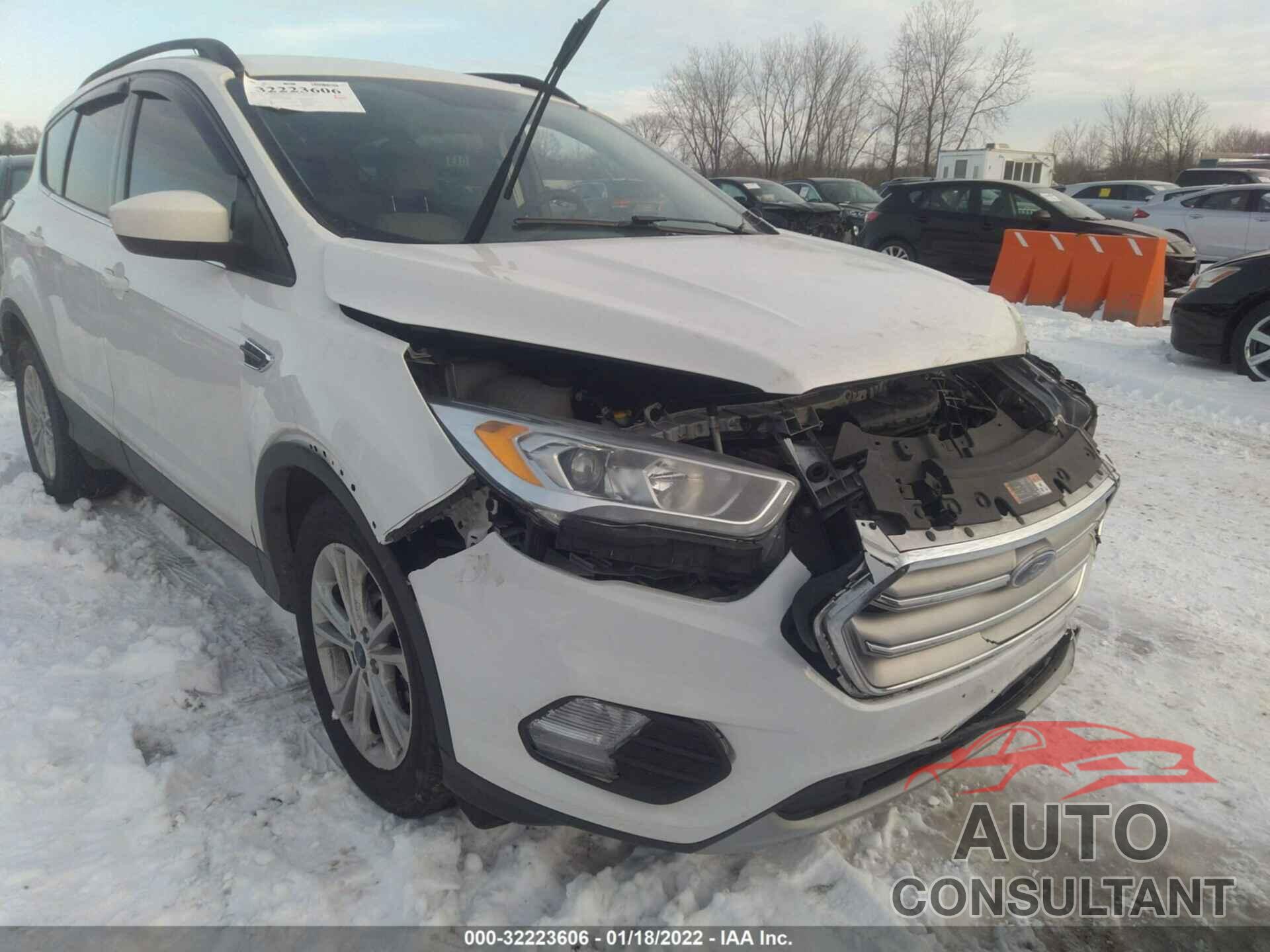 FORD ESCAPE 2017 - 1FMCU9GDXHUA62214