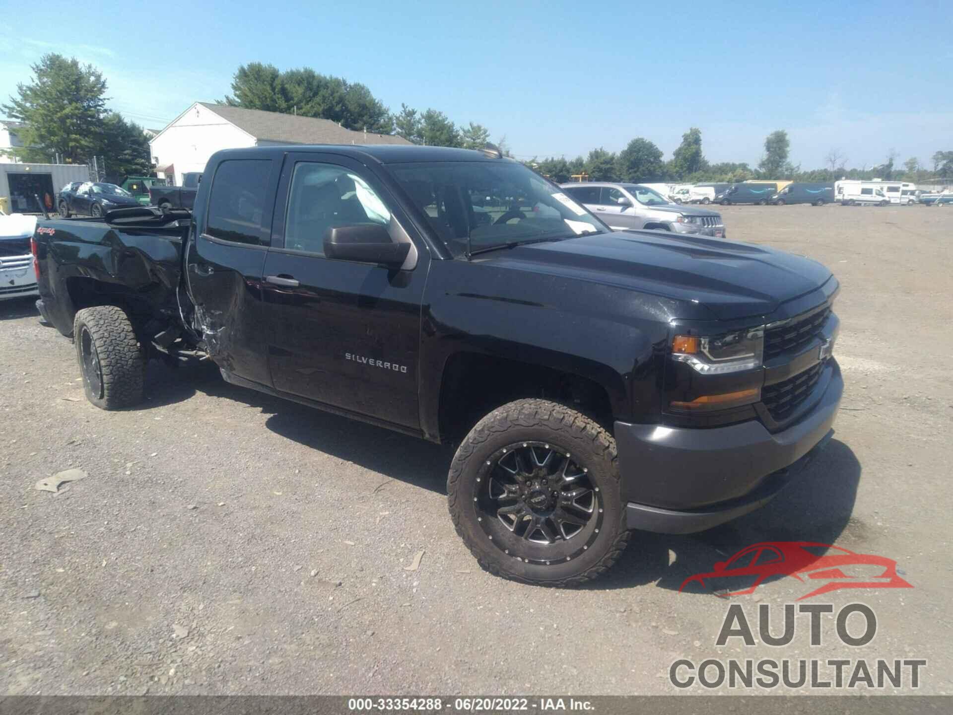 CHEVROLET SILVERADO 1500 2017 - 1GCVKNEH8HZ212468