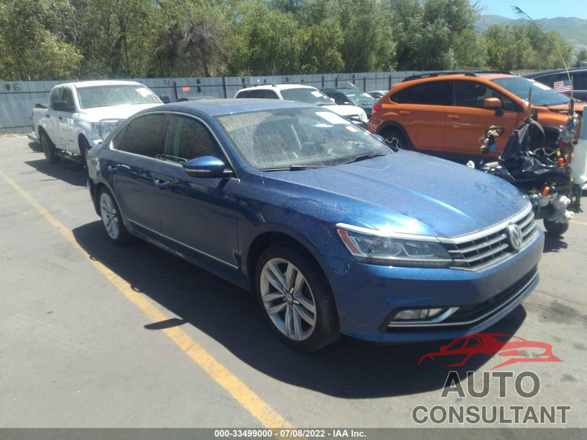 VOLKSWAGEN PASSAT 2017 - 1VWGT7A37HC053518