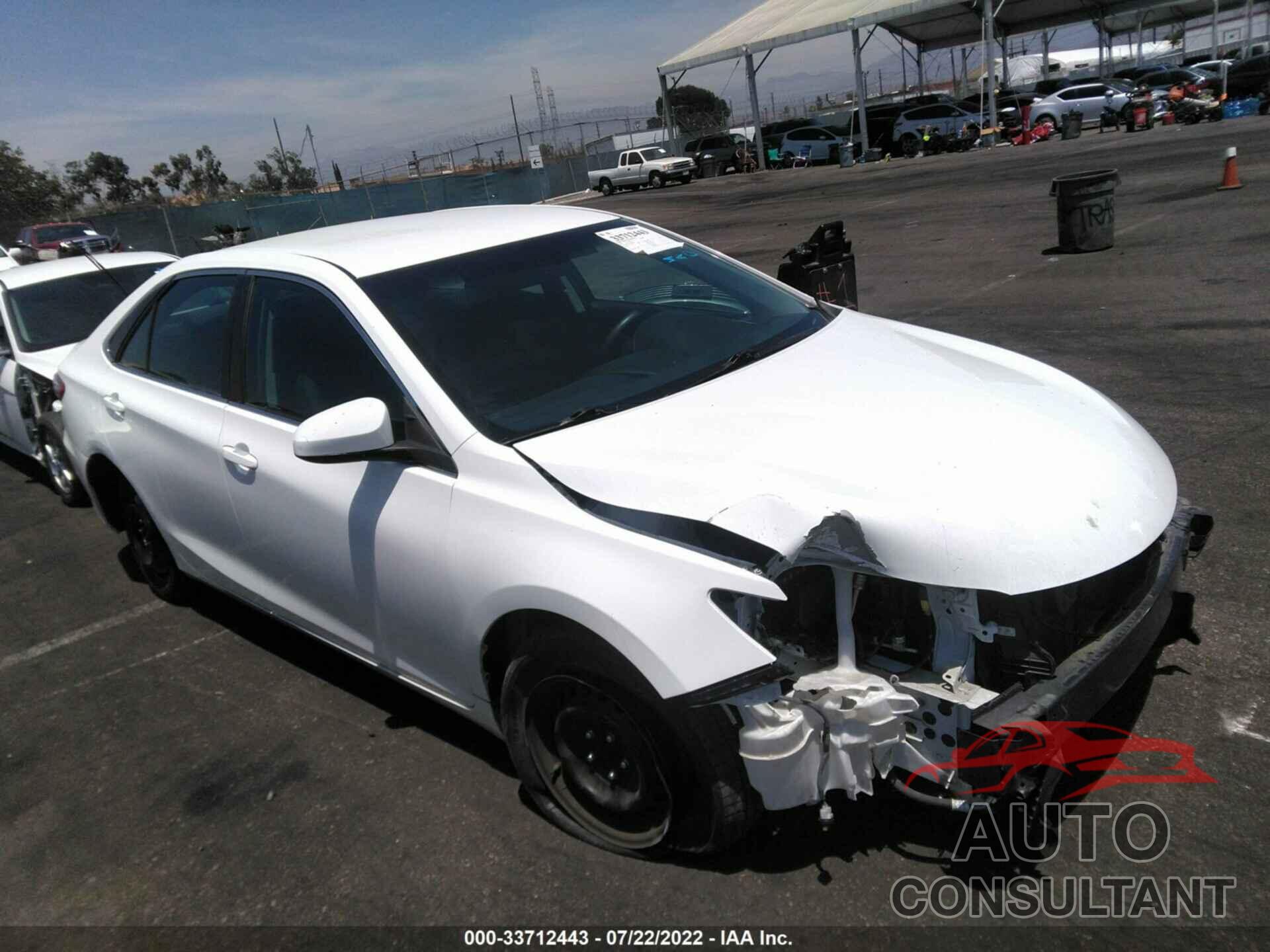 TOYOTA CAMRY 2016 - 4T4BF1FK1GR545327