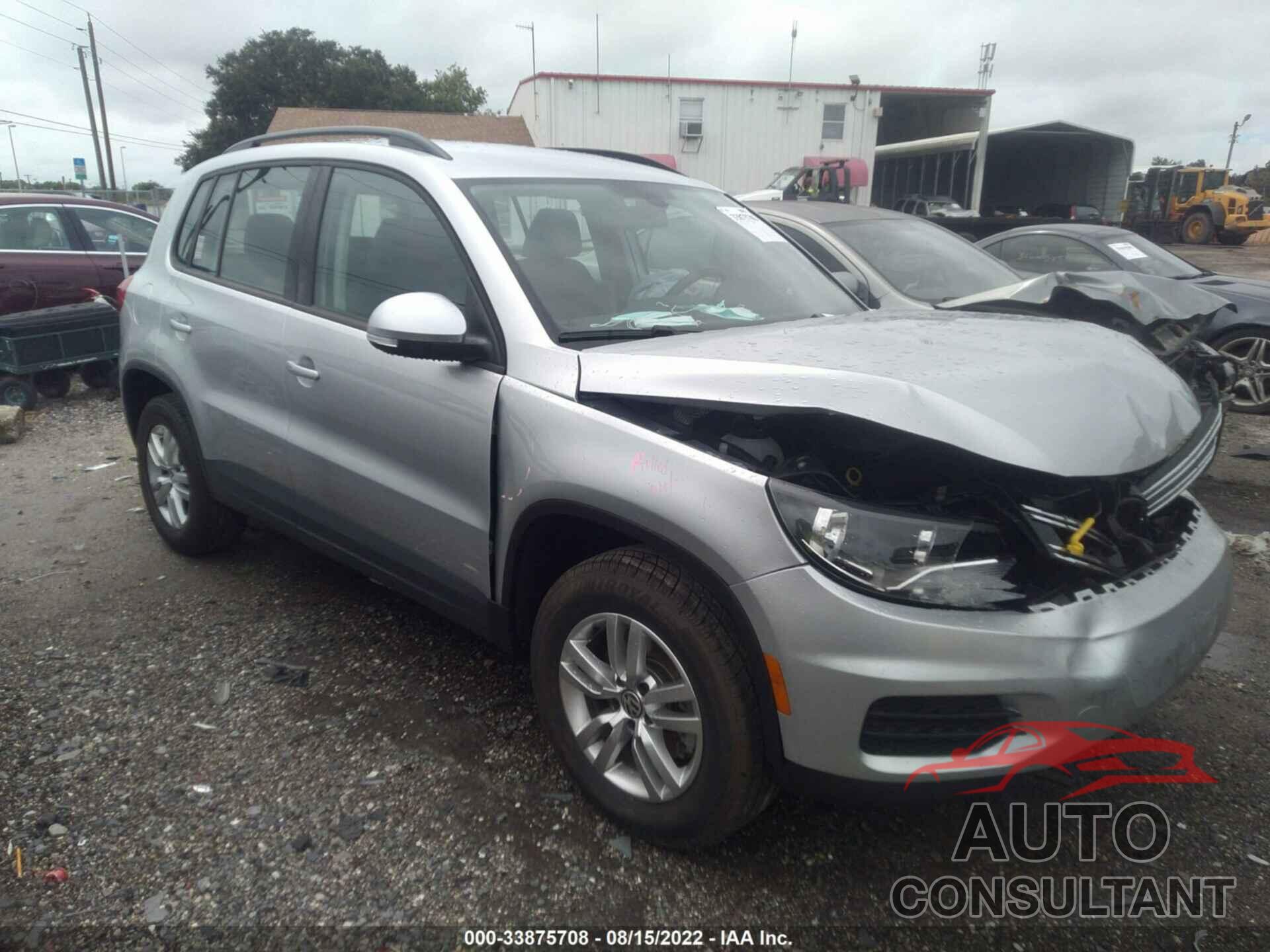 VOLKSWAGEN TIGUAN 2017 - WVGAV7AX3HK025111